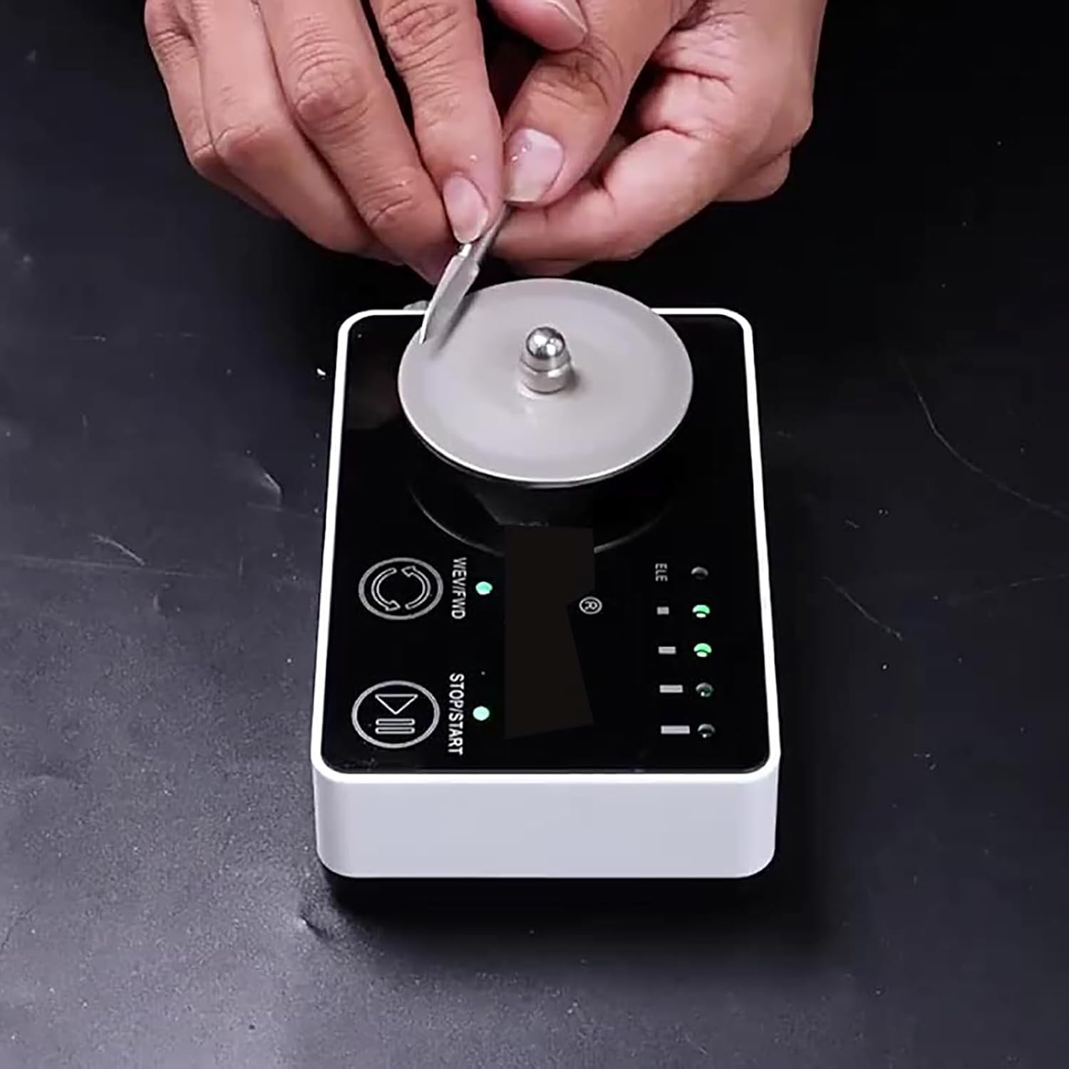 40W Multifunctional Sharpening Machine Electric Knife Sharpener 0-5000RPM Adjustable Speed Smooth Operation and Quick Sanding for Kitchen Knives