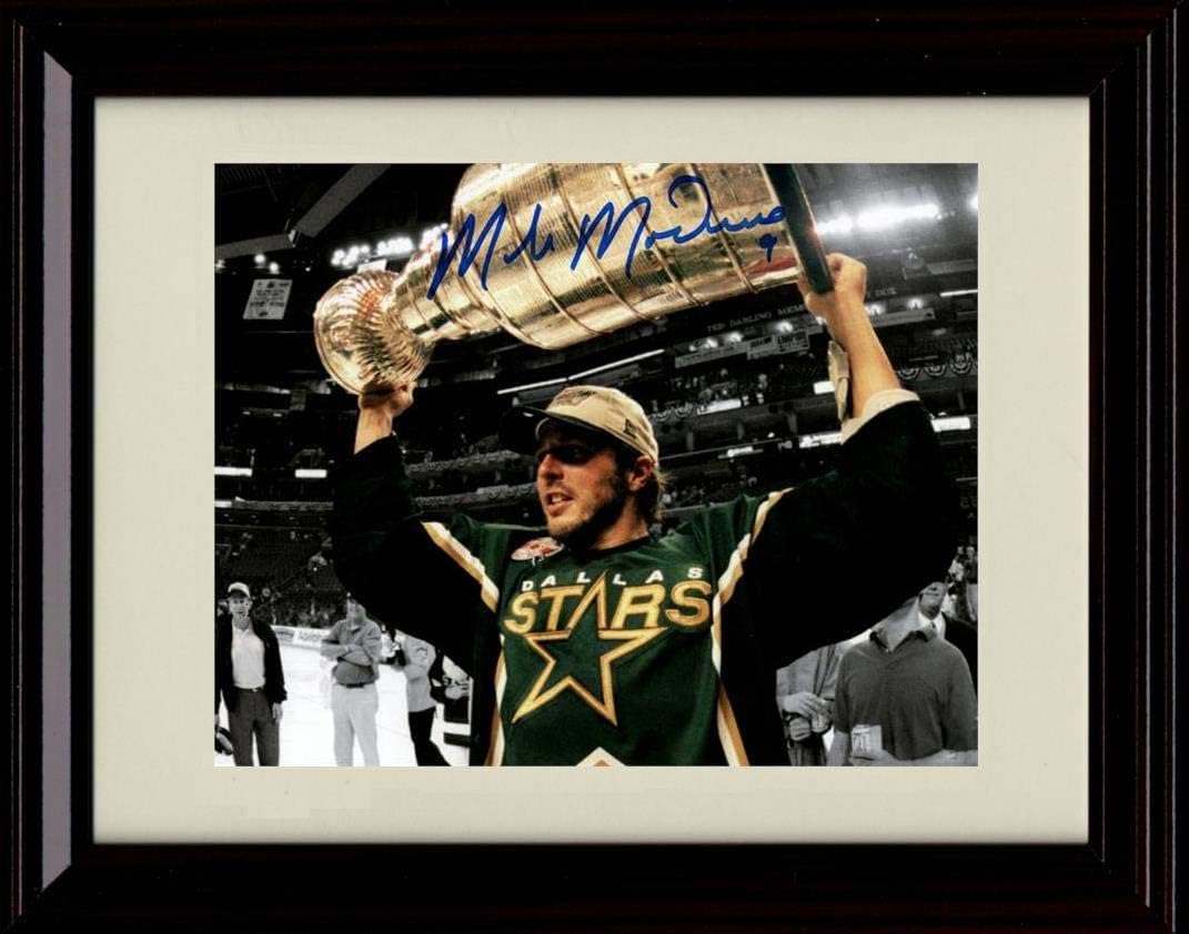 Mike Modano Autograph Replica Print - Dallas - Holding Trophy - Framed 8x10
