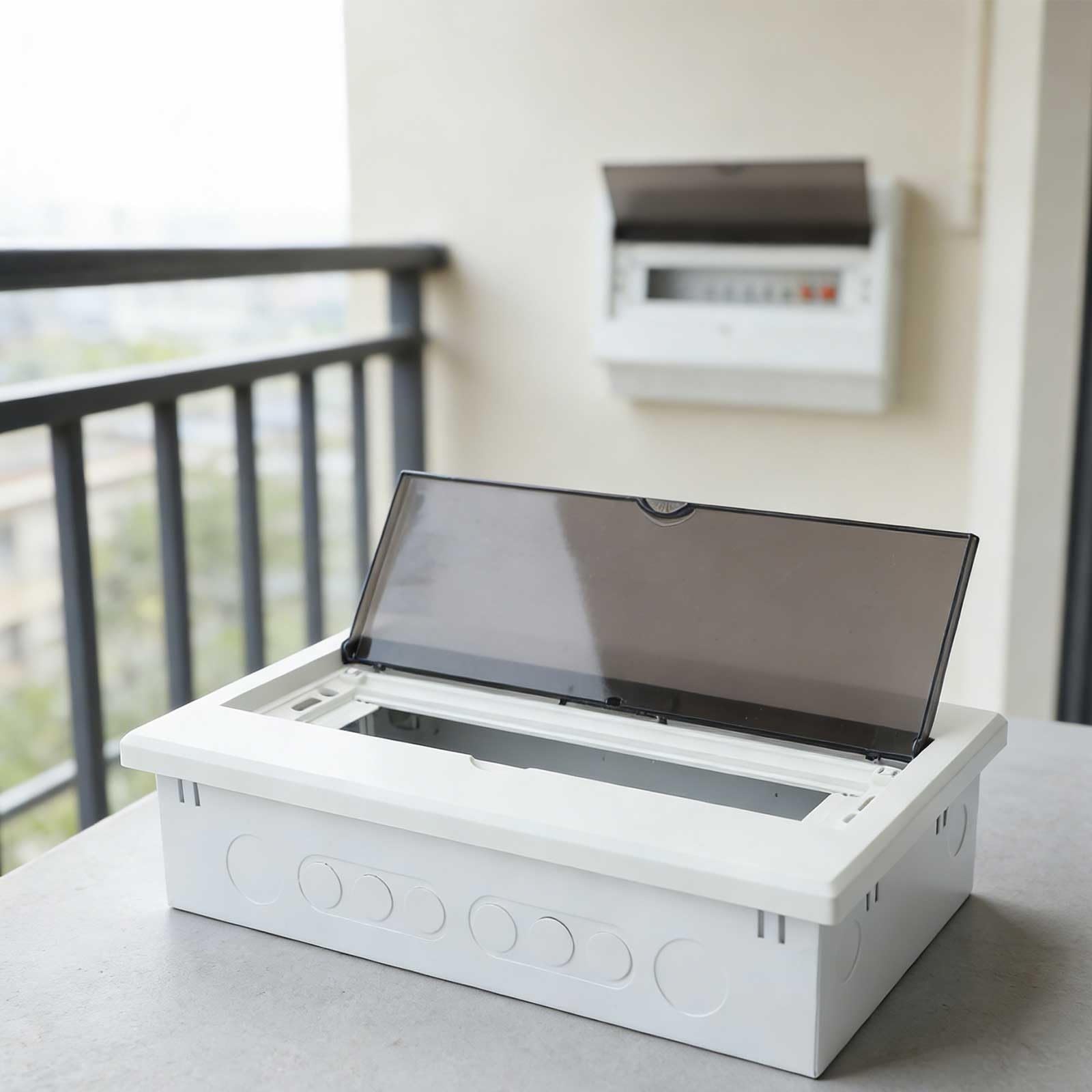 16 spazi interni centro di carico bianco montaggio a filo interruttore pannello con guida DIN per sistema di cablaggio elettrico domestico Protezione sicura materiale PC (16-circuit)