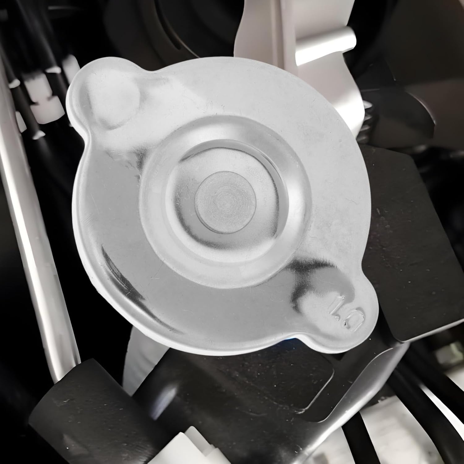 Didiseaon Stainless Steel Cap Replacement Medium Size 1.0 High Pressure Reservoir Cover Universal Fit for Car and Plug