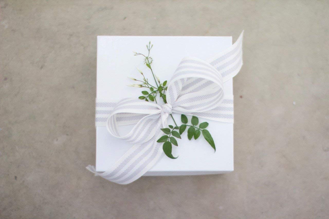 Bridal Party Gifts - Bridesmaids Thank You Spa Gift Set - Essential Oil Aromatherapy Gift Box