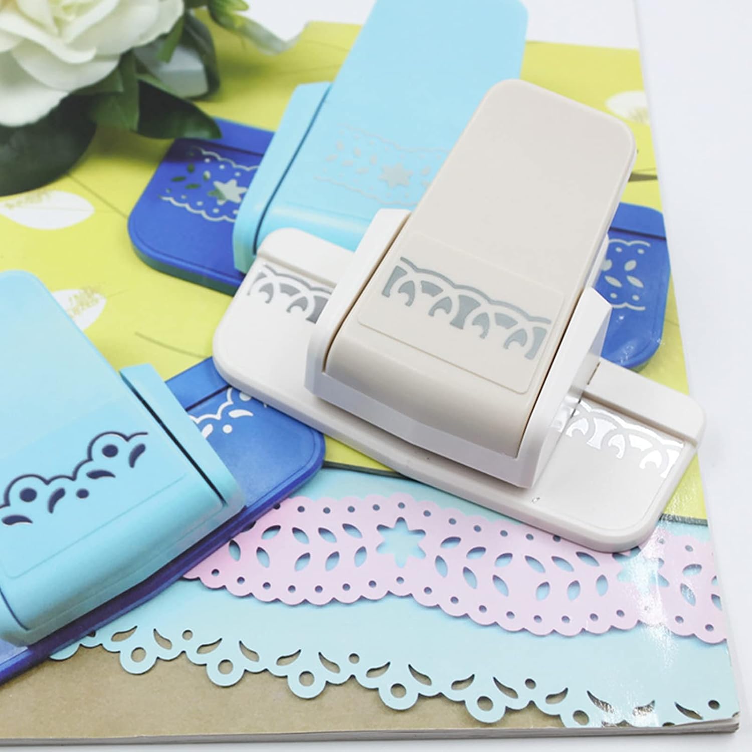 Embossing Folders, Paper Card Embossing Stencil Embossing Machine Embossing Folders for Card Making, Hollow Lace DIY for Card Making Flower Scrapbook Photo Album Craft (09