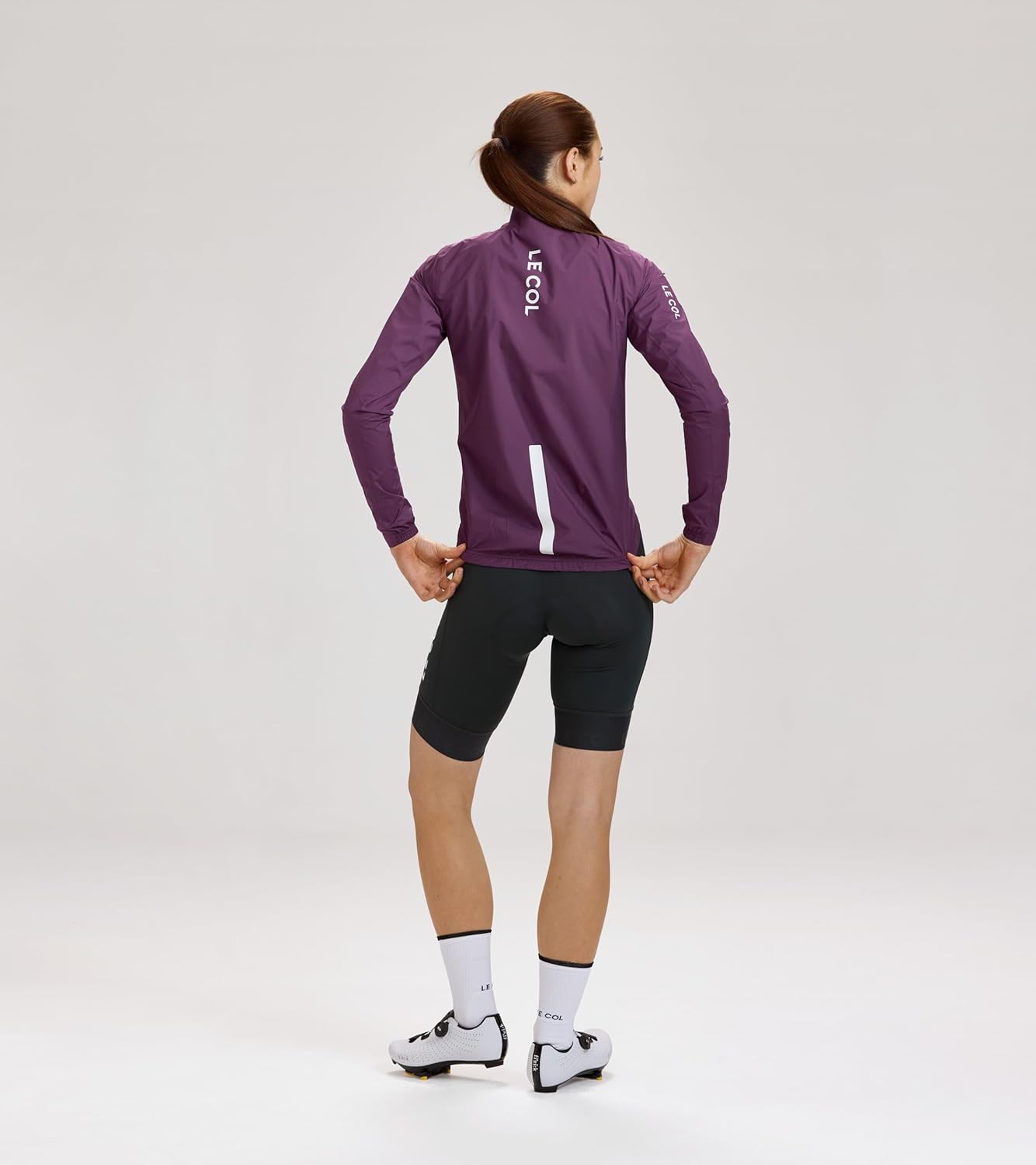 LE COL Women's Pro Lightweight Rain Jacket | Long Sleeve Cycling Coat | Waterproof, Wind Resistance, Packable(US, Reg, S-XL) - Image 7