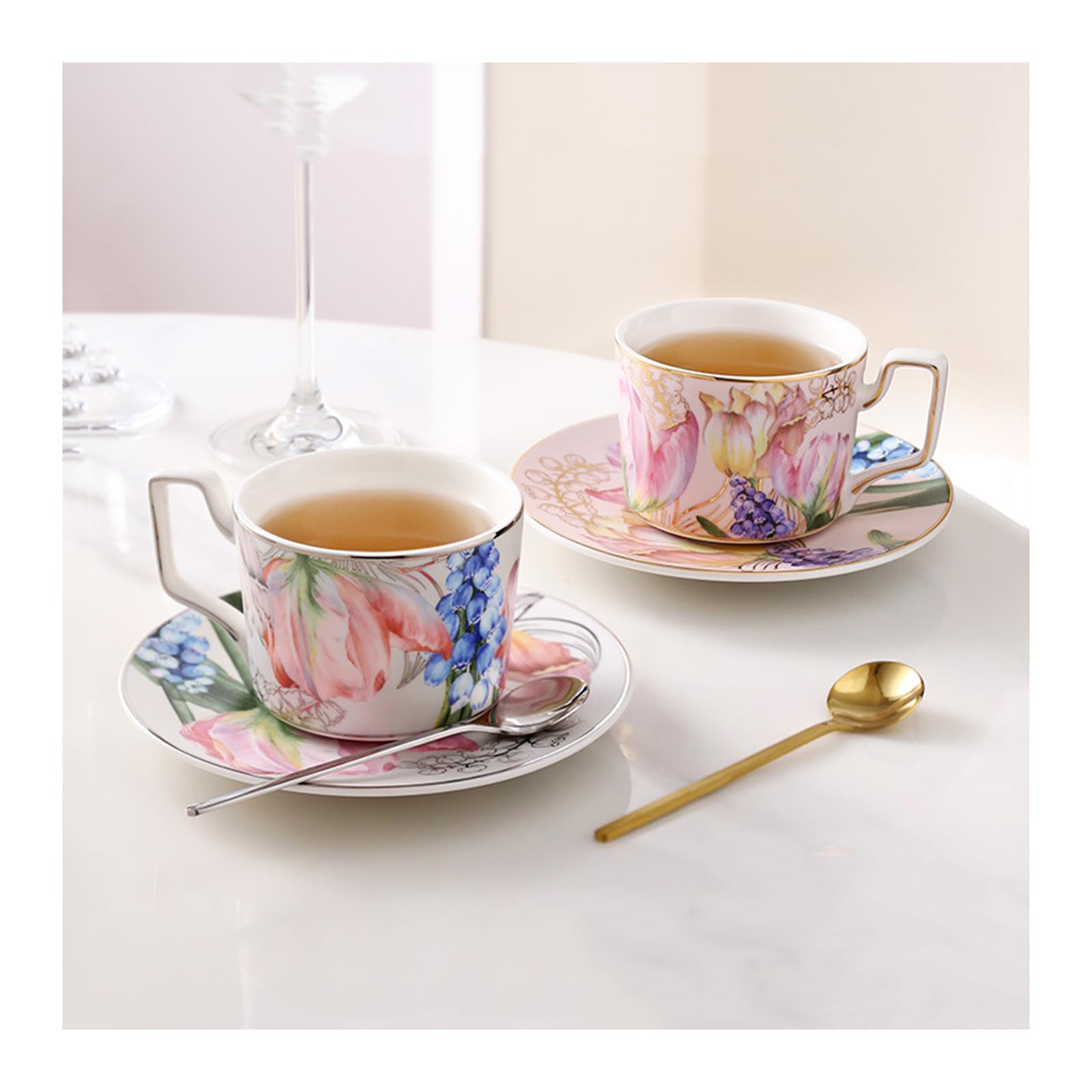 Zestaw filiżanek do kawy espresso ze spodkiem i łyżką, 200 ml kwiatowe kubki ceramiczne, kolorowe porcelanowe filiżanki do herbaty i cappuccino, idealne do użytku domowego lub kawiarni