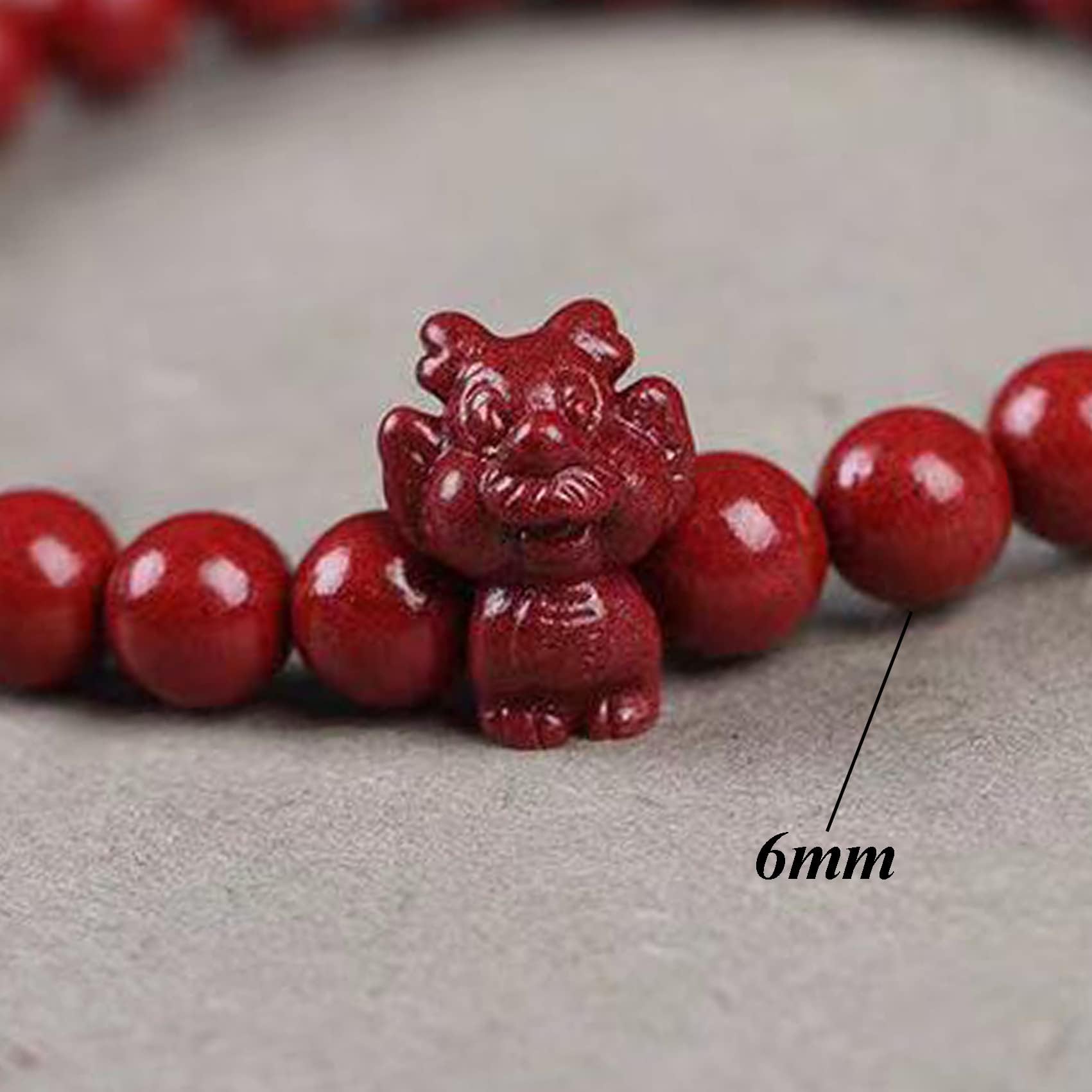 Natürliches Edelsteinarmband, kristall natürlicher hoher Zinnoberspiegel für glückliche -Tiere Charme Gleichgewicht Rot Armband Reichtum Amulett anziehen Geld Wohlstand Glück, Schwein
