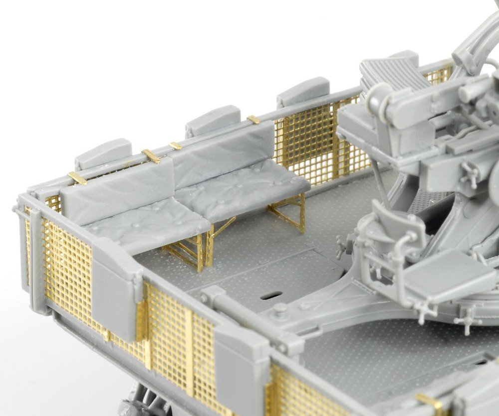 Amazon | ドラゴン 1/35 2cm対空砲搭載 1tハーフトラック Sd.Kfz.10/5