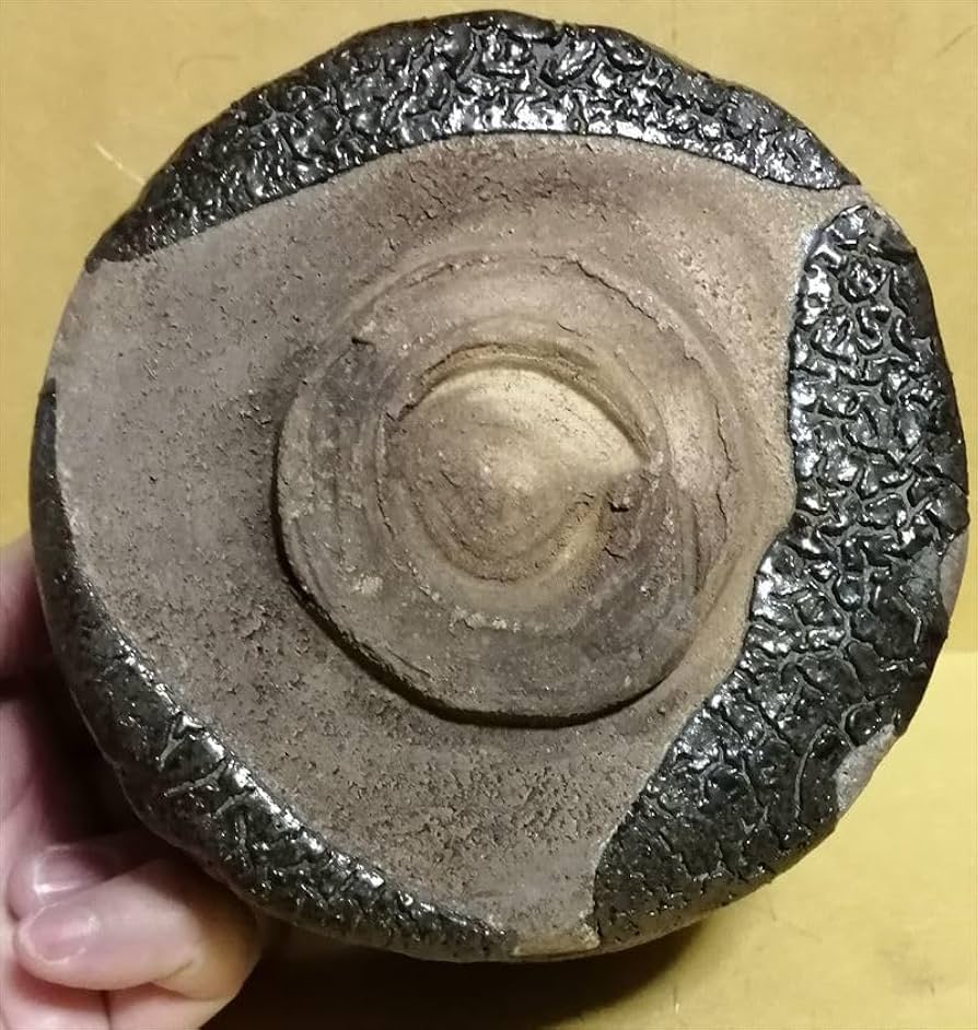 Amazon.co.jp: 模写 荒川豊蔵 瀬戸黒茶碗 荒川達誌識 箱 検：裏