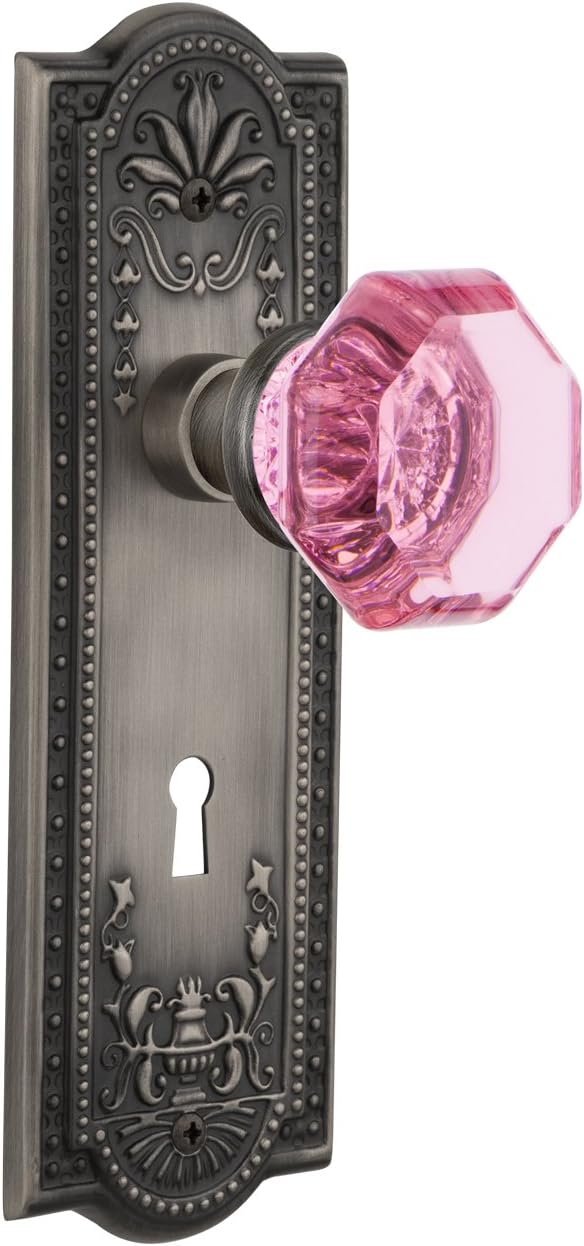 Nostalgic Warehouse 722883 Meadows Plate Waldorf Pink Door Knob in Polished Brass, Single Dummy with Keyhole