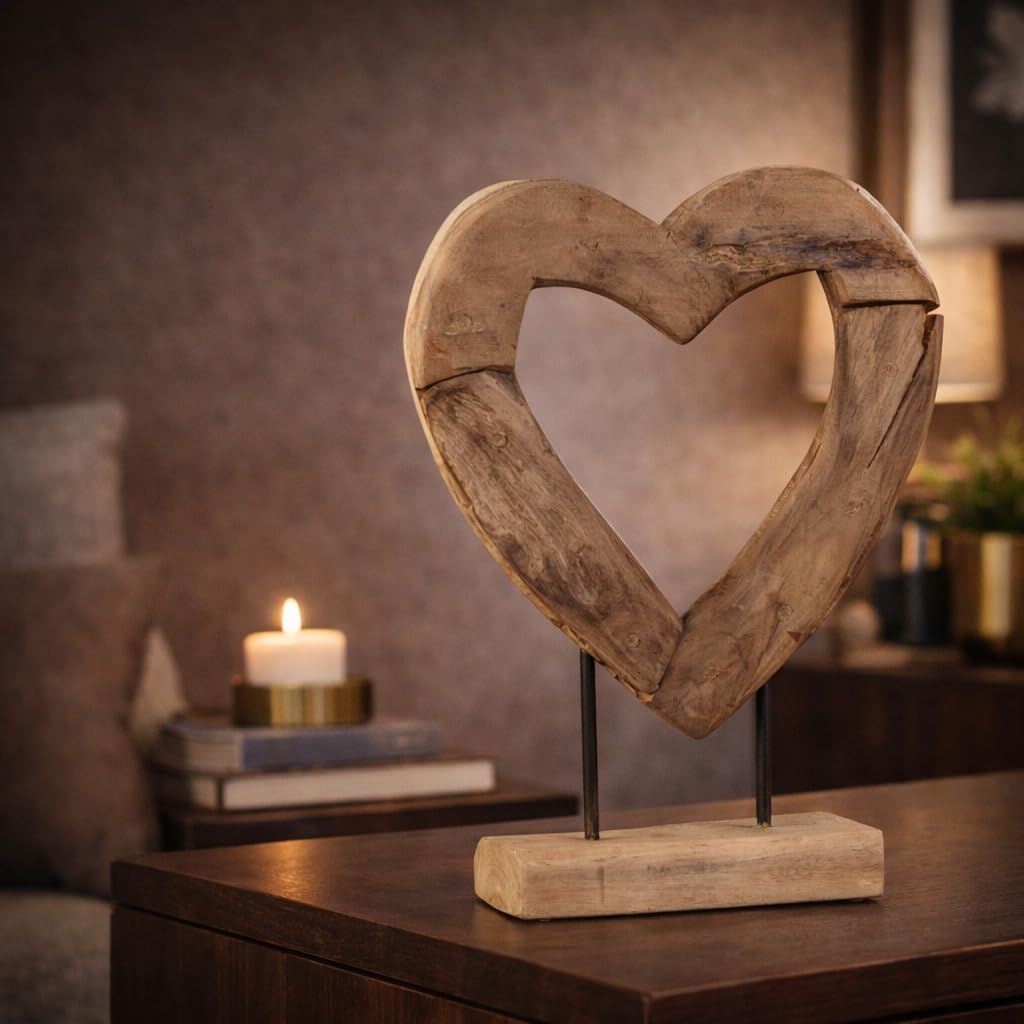 formano Deko Objekt Herz Holz Skulptur aus massivem Teakholz 40 cm auf Standfuß, modernes Wohnaccessoire mit Herzform für Sideboard, Regal & Büro
