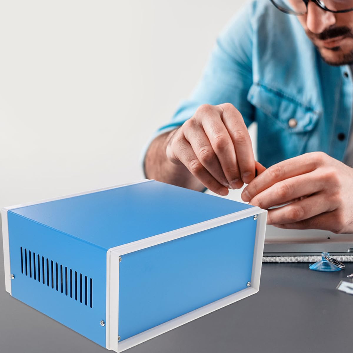 WOONEKY Caja de Conexiones Metálica para Proyectos Electrónicos Carcasa de Acero 140X210X180 MM Caja Eléctrica Empotrada Resistente para Bricolaje y Protección de Instrumentos