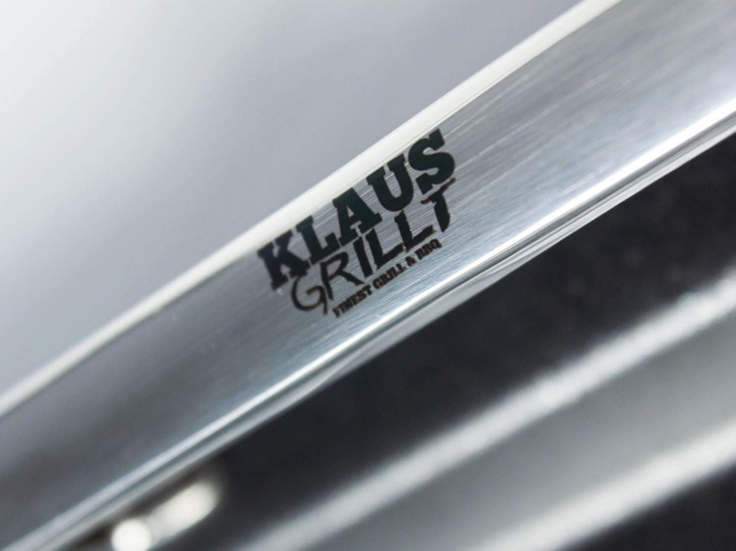 AMT Gastroguss "Klaus grillt" Gastronorm Grill Plate GN 1/2 Smooth, Not Suitable for Induction Cookers 26.5 cm x 32.5 cm - Image 4