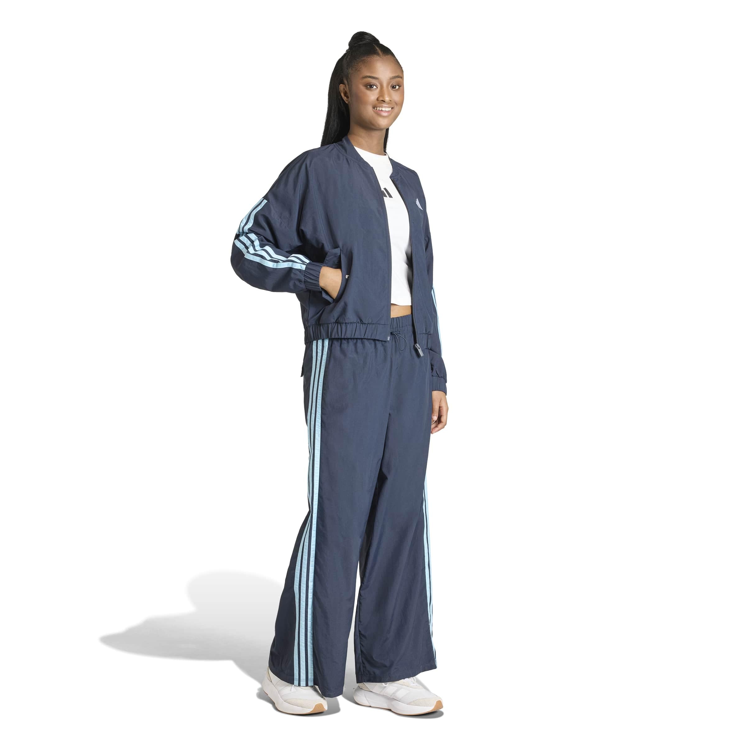 adidas Damen Essentials 3-stripes Woven Windbreaker Jacke (1er Pack)