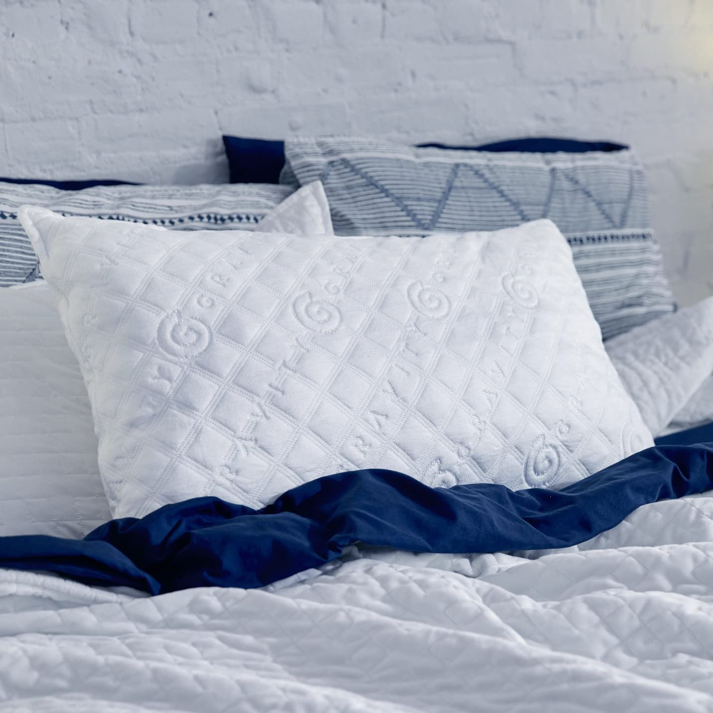 Gravity Blanket Memory Foam Pillow Made from Cotton Hybrid Queen-Sized 30 x 20 Customizable Pillow for Better Rest
