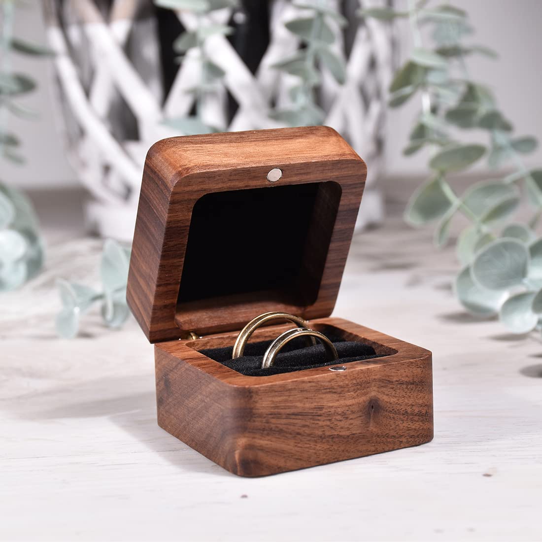 Ringkästchen Ringkissen mit personalisierter Wunschgravur - Motiv: Unendlichkeit - mit Stoffbeutel - schwarze Einlage - Schmuck-Etui Walnussholz - Geschenk Hochzeit - Ehepaar - Mann & Frau