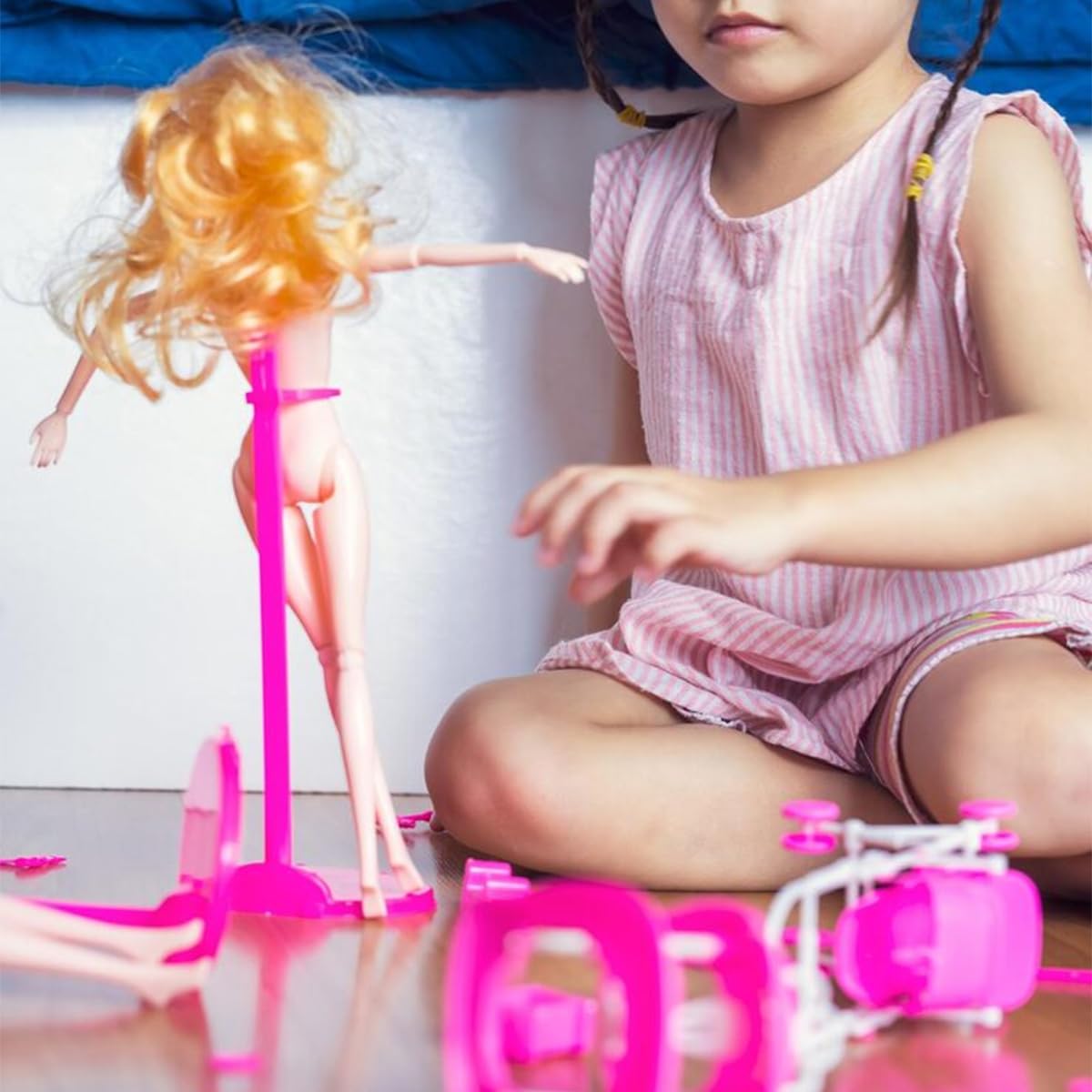 Alide Zestaw 10 stojaków na lalki Monster High, stojak na lalki, stojak na figurki, uchwyt na lalki, stojak na misie, różowy/przezroczysty