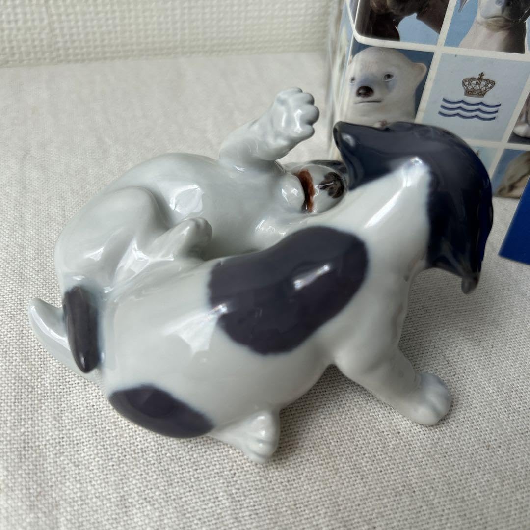 ロイヤルコペンハーゲン 2000 イヤーフィギュリンポインターパピー仔犬