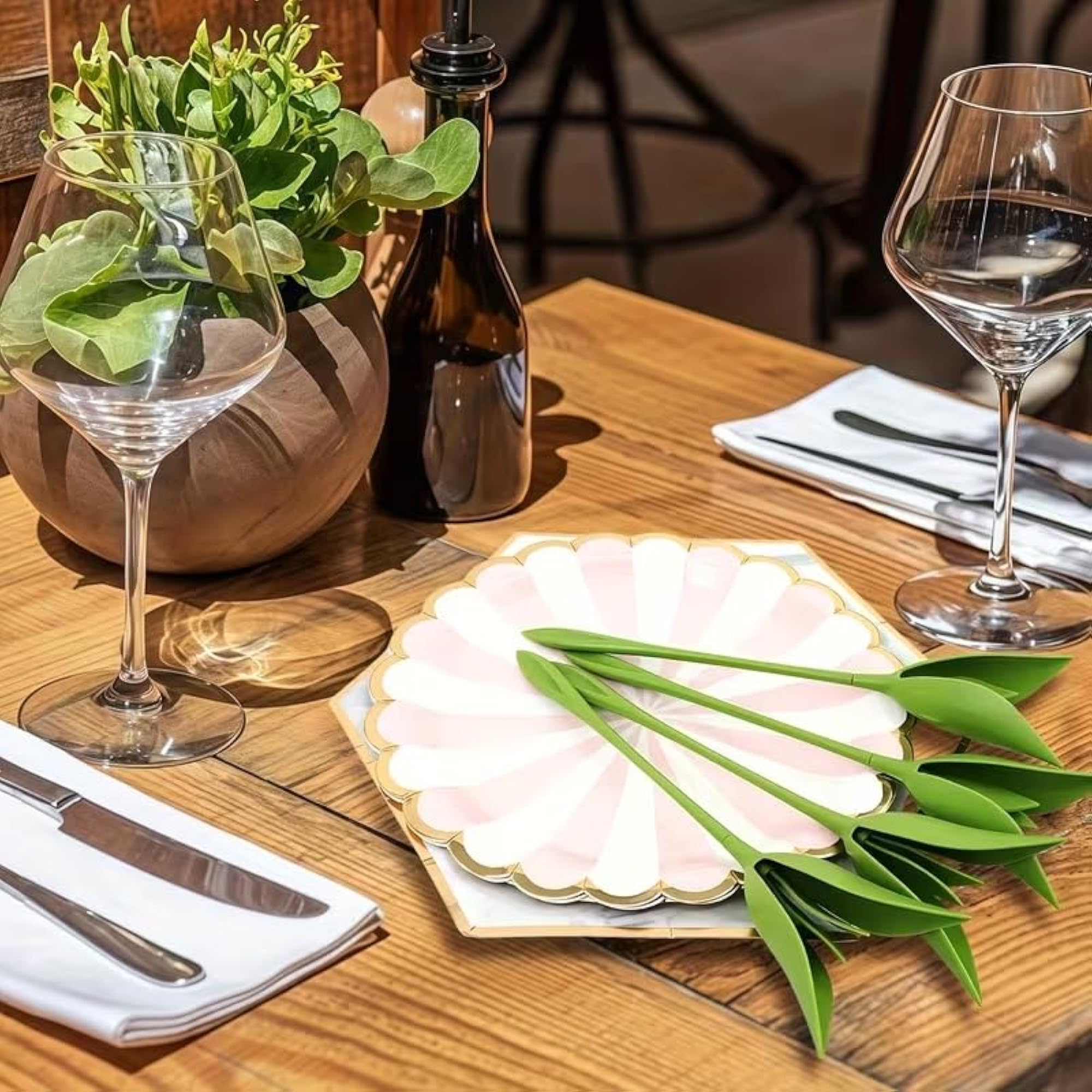 Floral Napkin Holder Set, Creative Flower-Shaped Stand