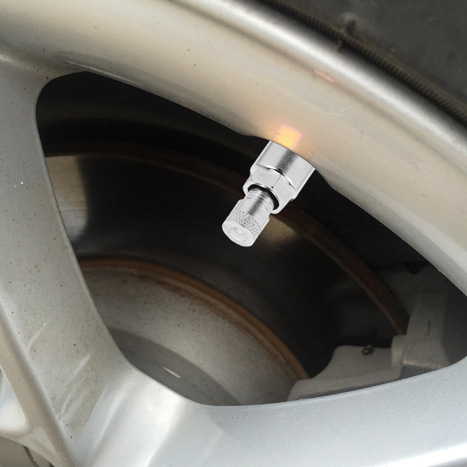 ibasenice 10 Unidades Unidades Vástagos de Válvula Metálicos para Neumáticos sin Cámara Montaje Atornillado Resistentes y Duraderos para Ruedas de Coche Camión y Motocicleta