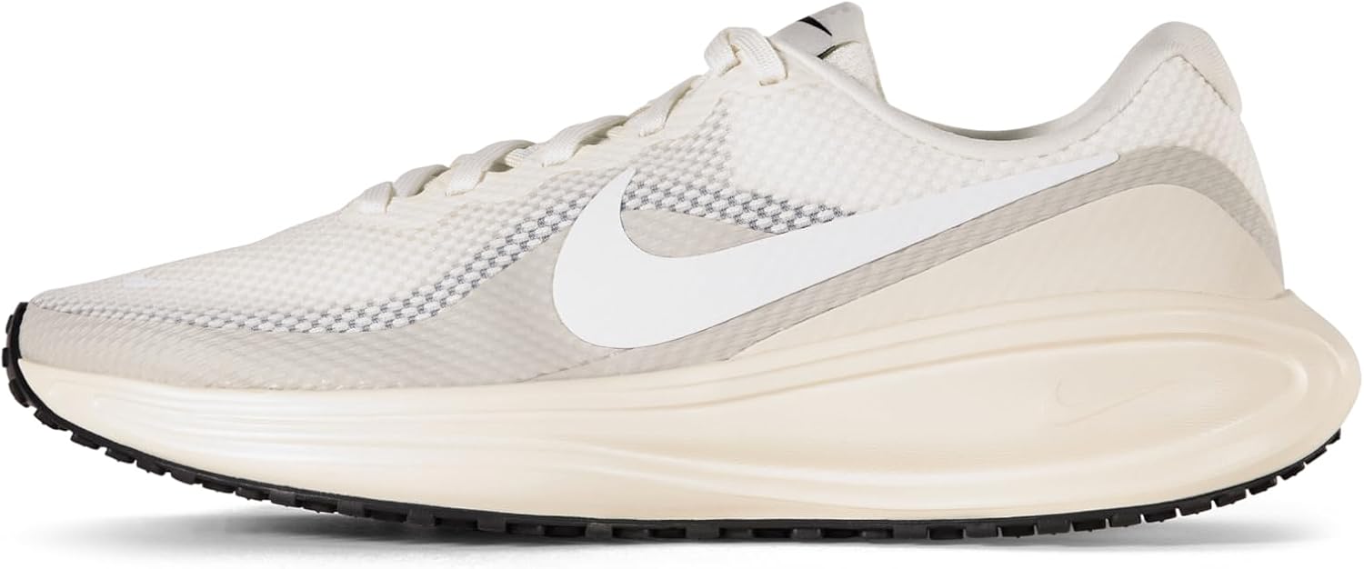 Nike Women's Revolution 8 Road Running Shoes