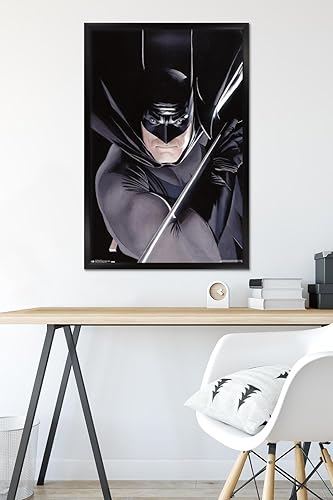 Miniatura 44 de Trends International DC Comics Batman - Póster de pared de retrato, 14.725 x 22.375 pulgadas, versión enmarcada en negro Versión con marco negro