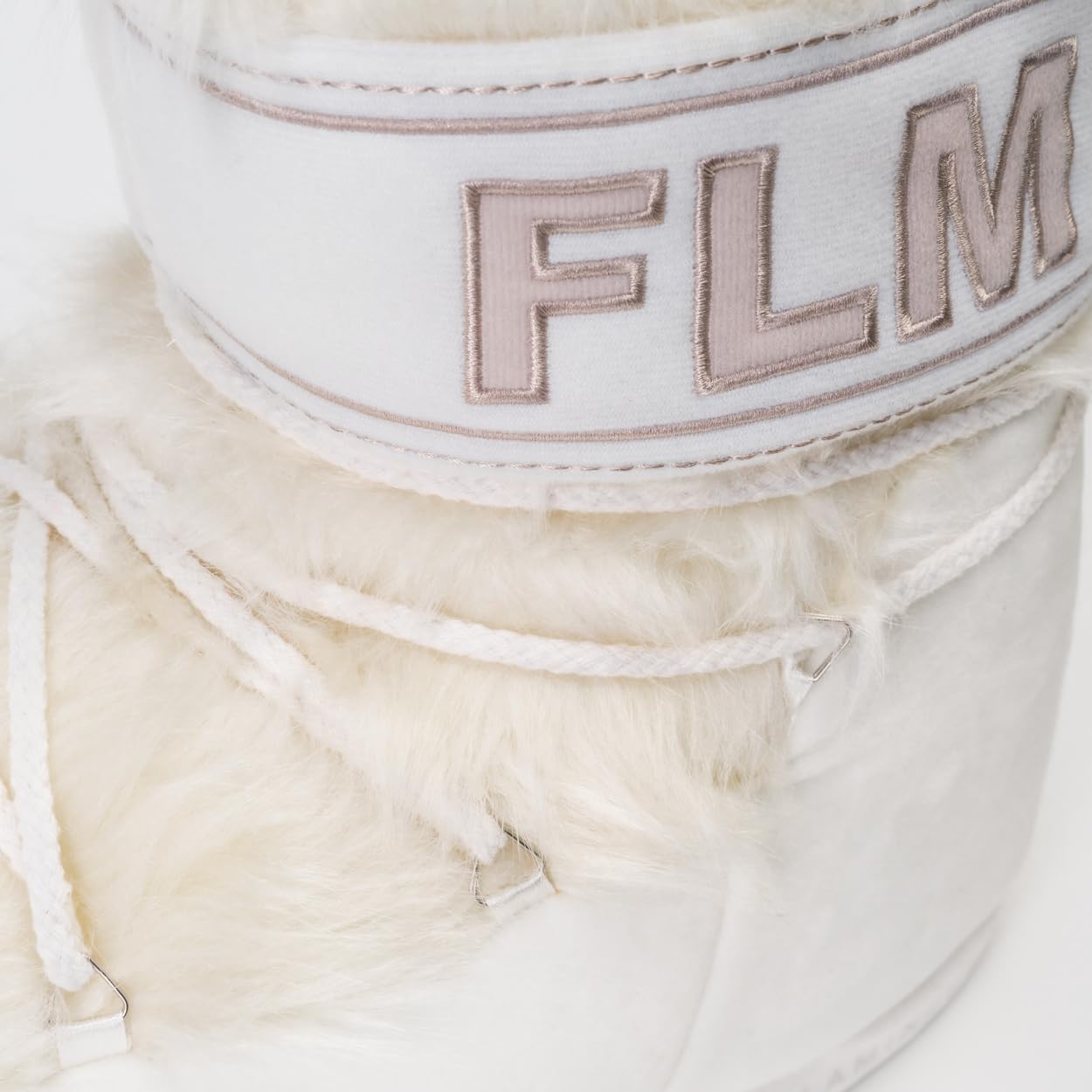 Flamingueo Sneaker Hausschuhe - Lustige Plüsch Pantoffeln für Damen und Herren, Eine Größe