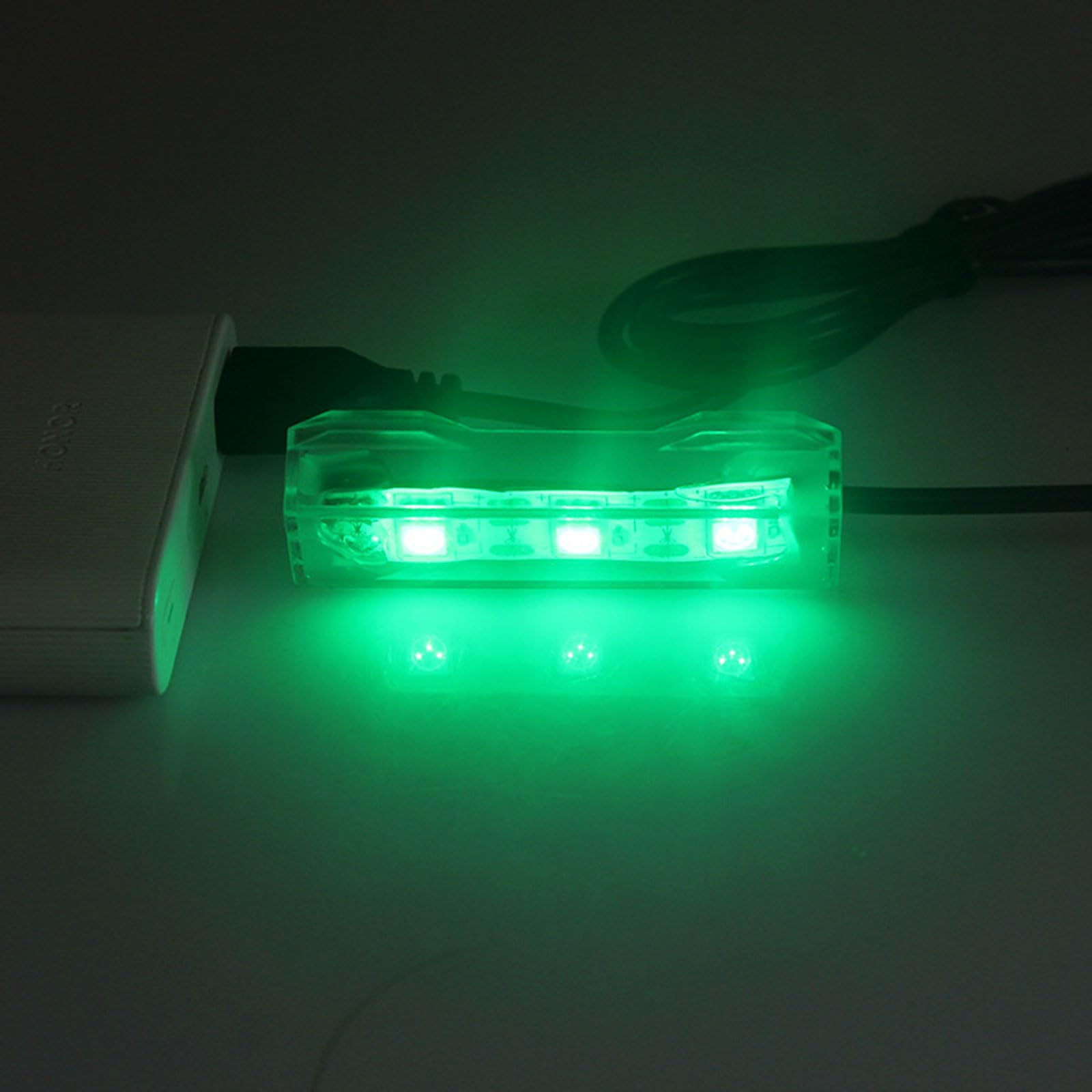Flylin Lampa do akwarium, 4 szt., 5 V, USB, dekoracyjna lampa oświetleniowa LED, do akwarium, na biurko, akwarium do wewnątrz, do ogrodu wodnego (kolorowa)