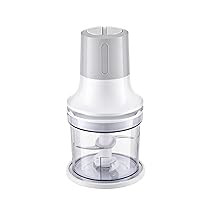 Melchioni Family | Tritatutto Elettrico BLADE, con 2 Velocità, 260W, 4 Lame in Acciaio, Salvaspazio, Bicchiere Contenitore da 500 ml, Base Antiscivolo