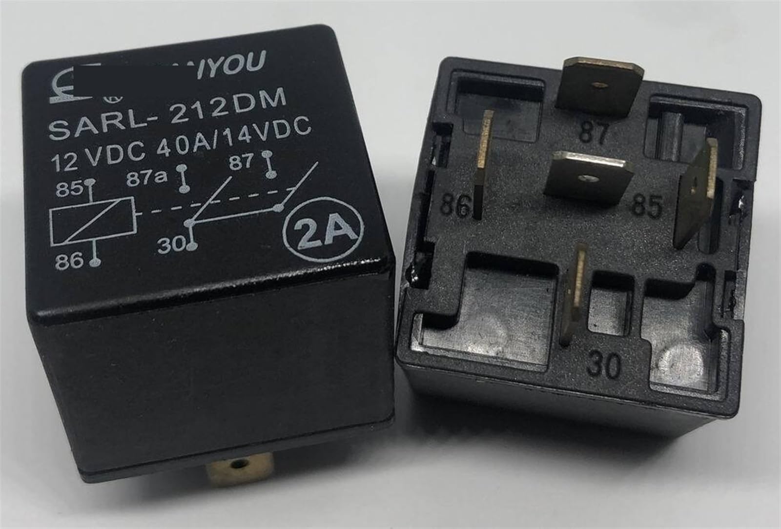 Relé 5 pines SARL-212DM con alta capacidad de 40A y bobina de 12V 2