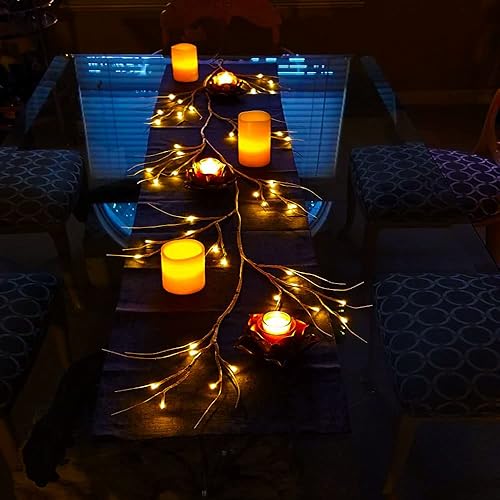 Miniatura 8 de YASENN Guirnalda de luces blancas  56 luces LED de 6 pies iluminadas, guirnalda de vid flexible, luces de sauce para bricolaje, luces de pared