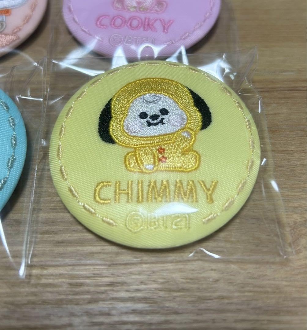 Amazon.co.jp: bts 刺繍缶バッジ 4個セット : おもちゃ