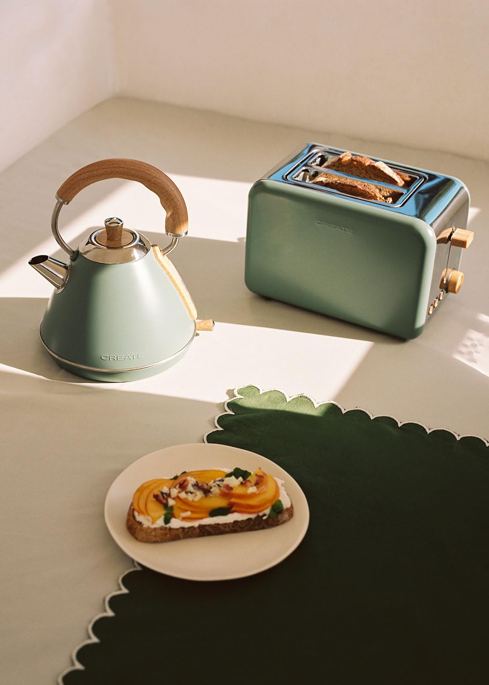 CREATE Pacco TOAST RETRO + CATENA RETRO M/Tostapane Green Sage con bollitore verde