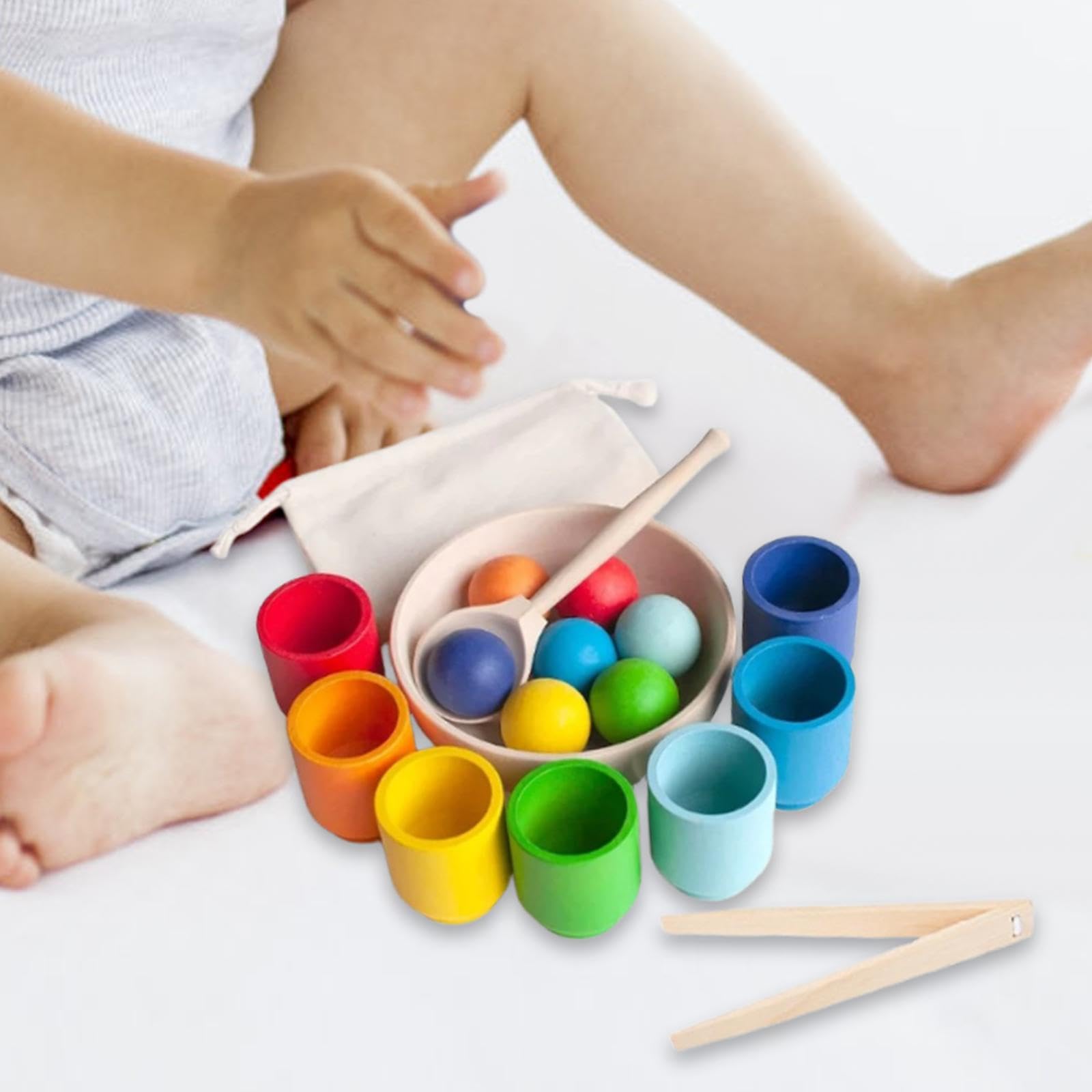 Regenbogenbälle in Bechern mit Bechern Und Bällen, Farblich Passendes Spielzeug für Kinder