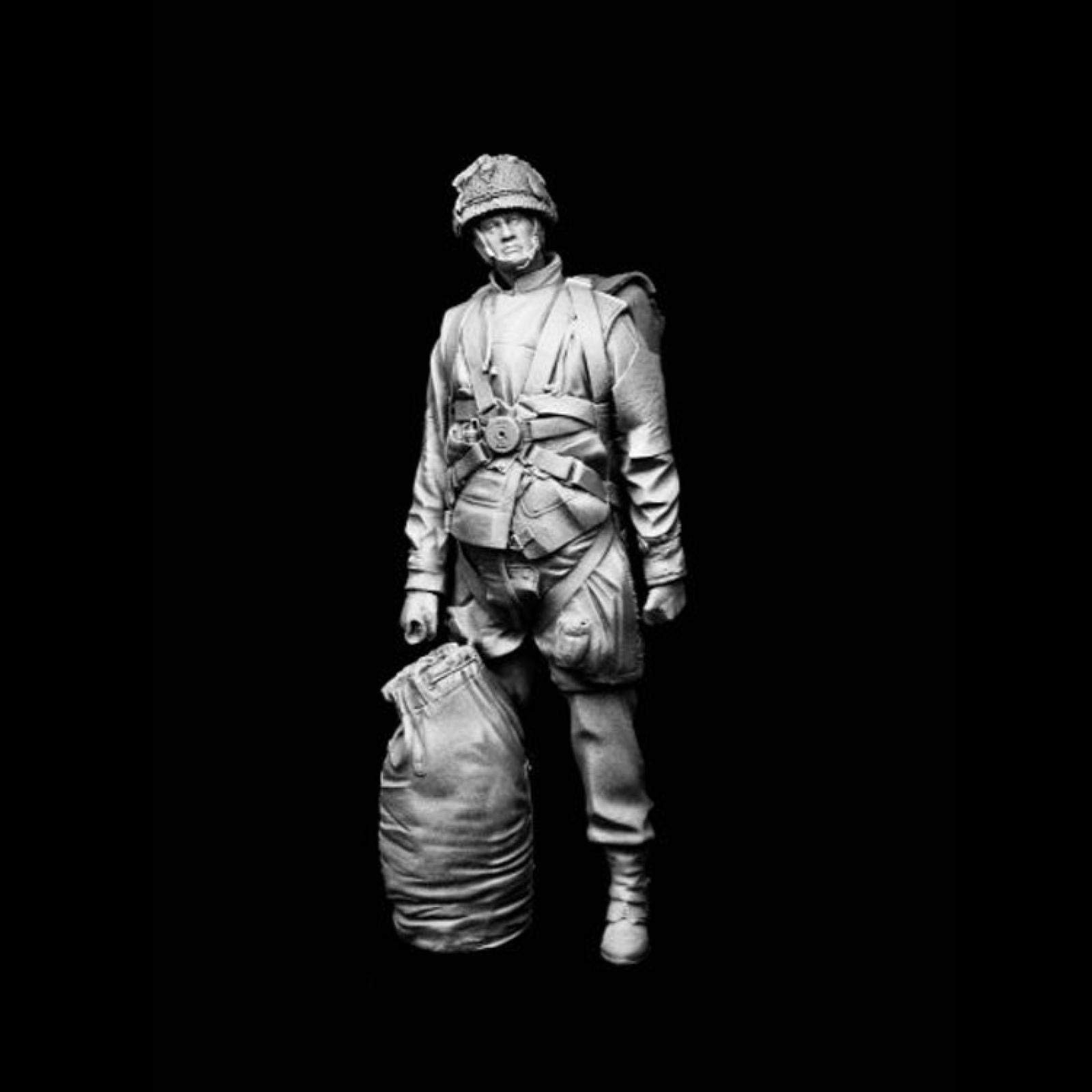 Risjc 1/16 120mm WWII British paratrooper military theme unpainted unassembled miniature model kit/A06135