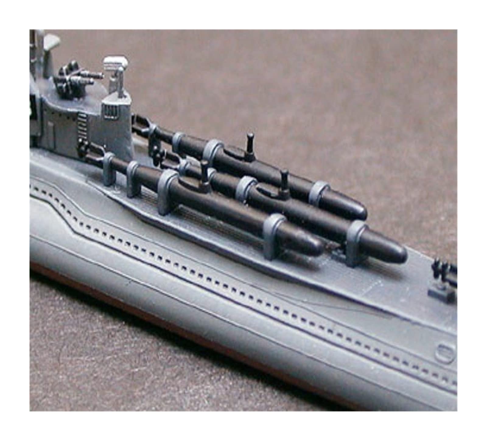 Amazon.co.jp: 1/700 スケール日本潜水艦伊-58 後期版モデル キット