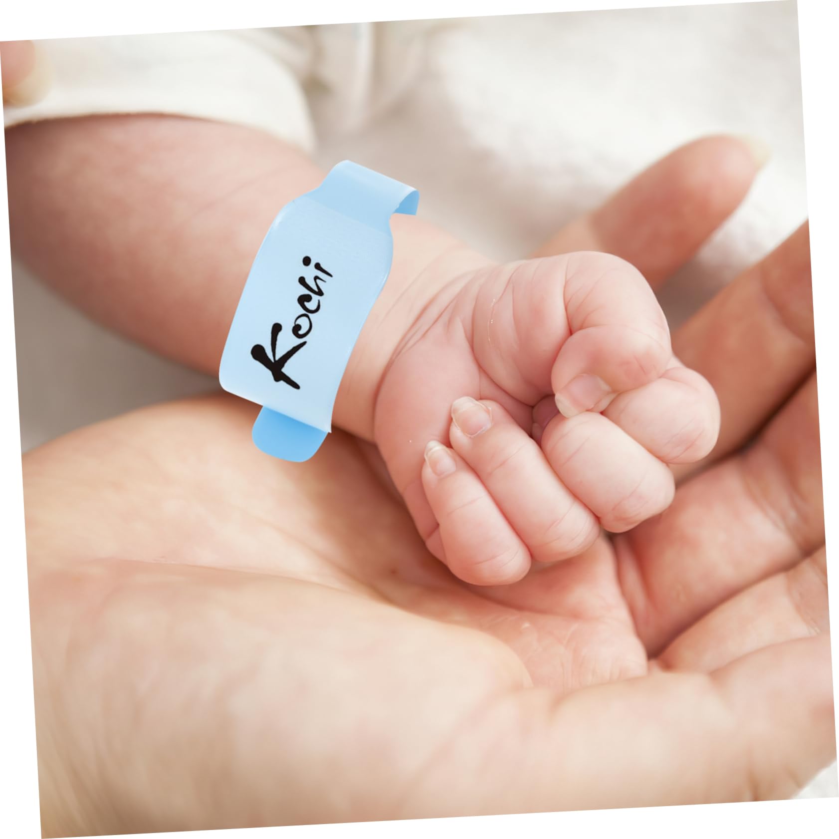 Healvian 100 Stück Einweg Pvc Armbänder für Neugeborene Hautfreundlich Blaue Identifikationsarmbänder für Krankenhausgebrauch