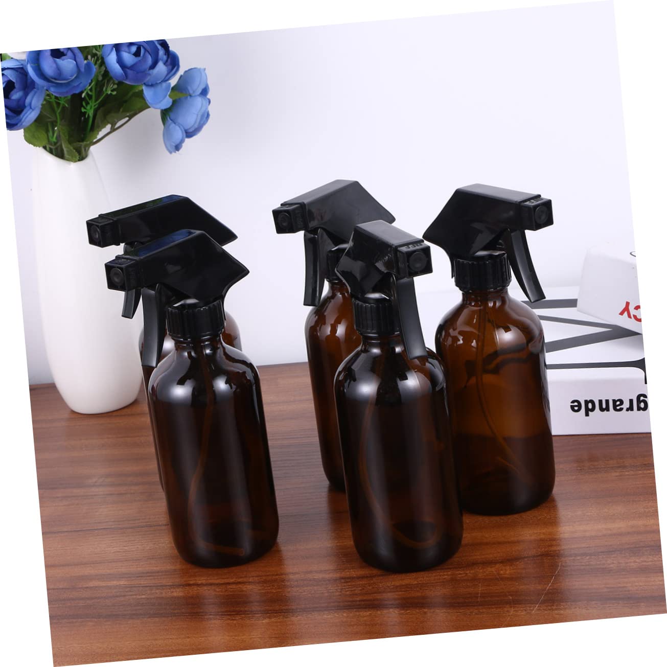 Braune Sprühflaschen Nachfüllbare Glas Wassersprüher 250 Ml 4 Stück aus Glas Leicht zu Benutzen für Friseursalon und Aromatherapie