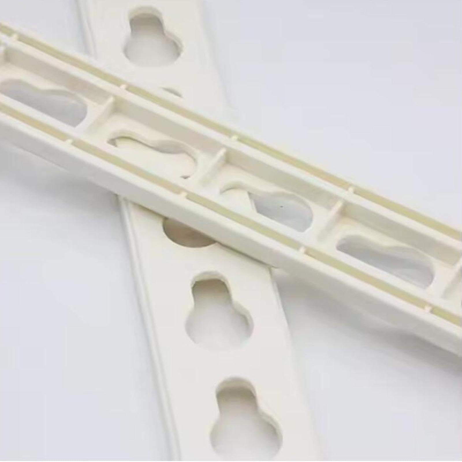 Lot de 4 barres de sécurité pour saut d'obstacles équestres, supports d'obstacles fiables pour l'entraînement. Ces pistes en forme trou serrure sont conçues pour résister Pour aux rigueurs