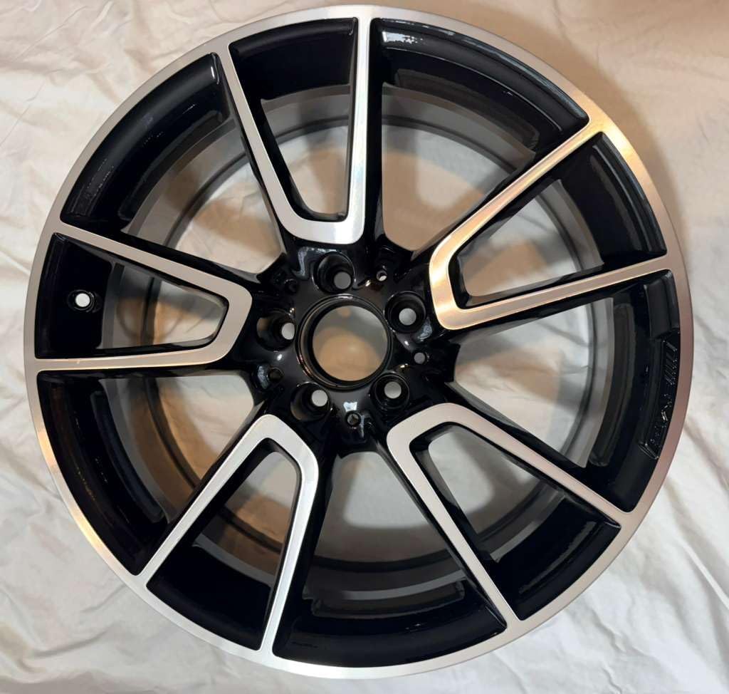 19x8.5 REAR Rim Compatible For Mercedes Benz C43 2016 C450 2017 2018 2019, New Reconditioned OEM Wheel Machined w/Black Factory Part #A2054016500