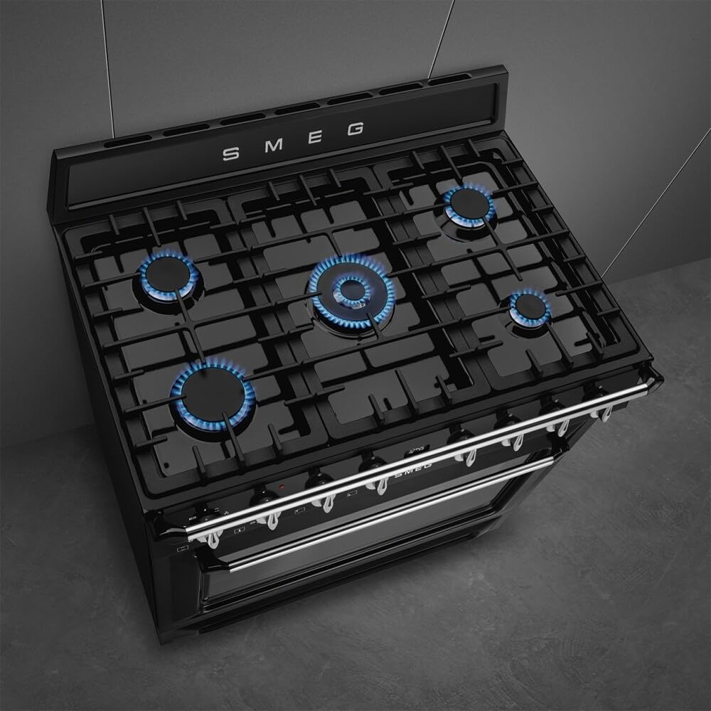 Smeg TR90GMBL Cuisine 90 cm, modèle Victoria, cuisinière à gaz, 5 feux, four électrique multifonction, couleur noir, classe énergétique A