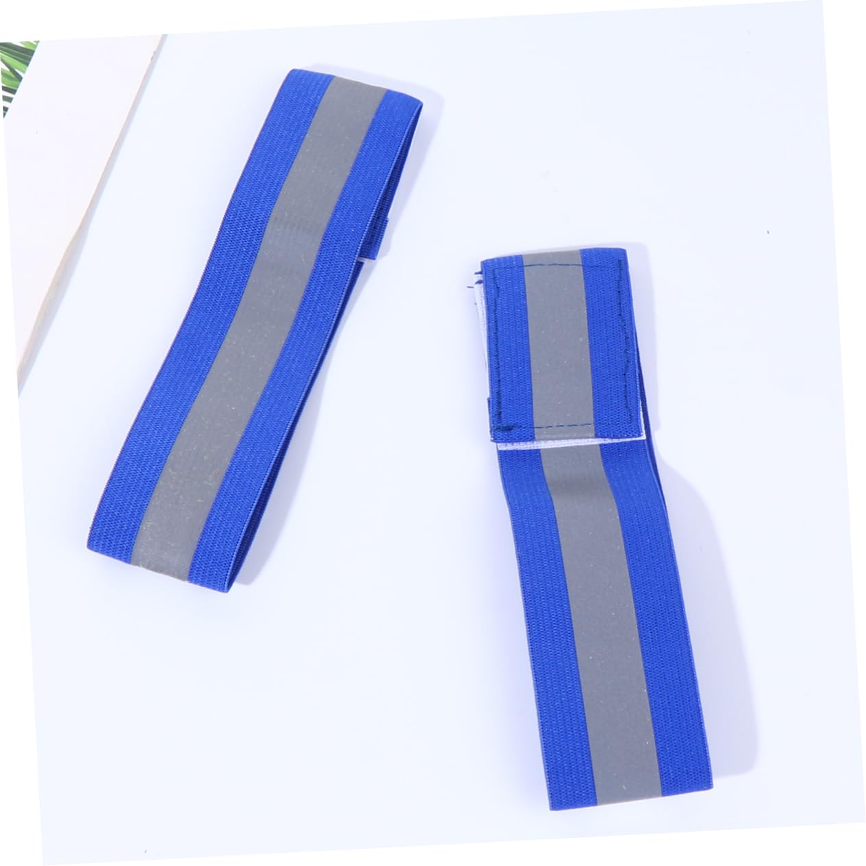 BESPORTBLE 3 Set di Riflettenti Ad Alta visibilità per La Corsa Notturna Braccialetti da Polso per Ciclismo Jogging 12 Pezzi * 3