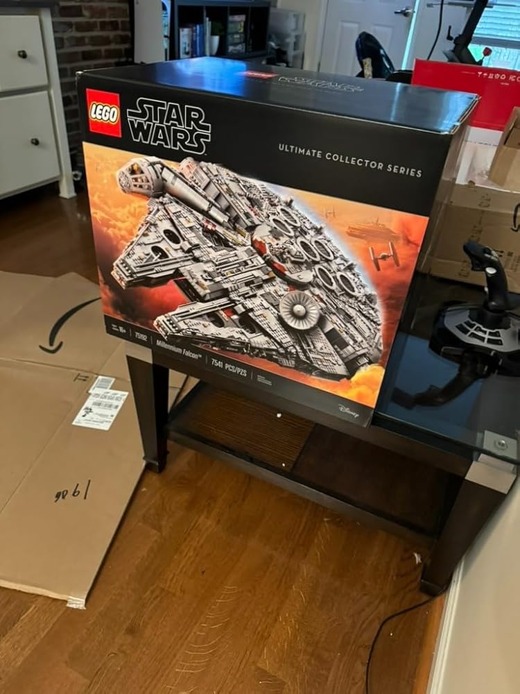 Star Wars Millennium Falcon 75192