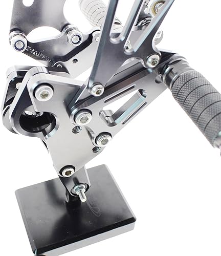 Miniatura 5 de NBVLKH Reposapiés de motocicleta ajustable de aluminio para Yamaha FZ-09 MT09 2014 2015 2016 2017 2018 2019 2020 2011 2012 (gris)