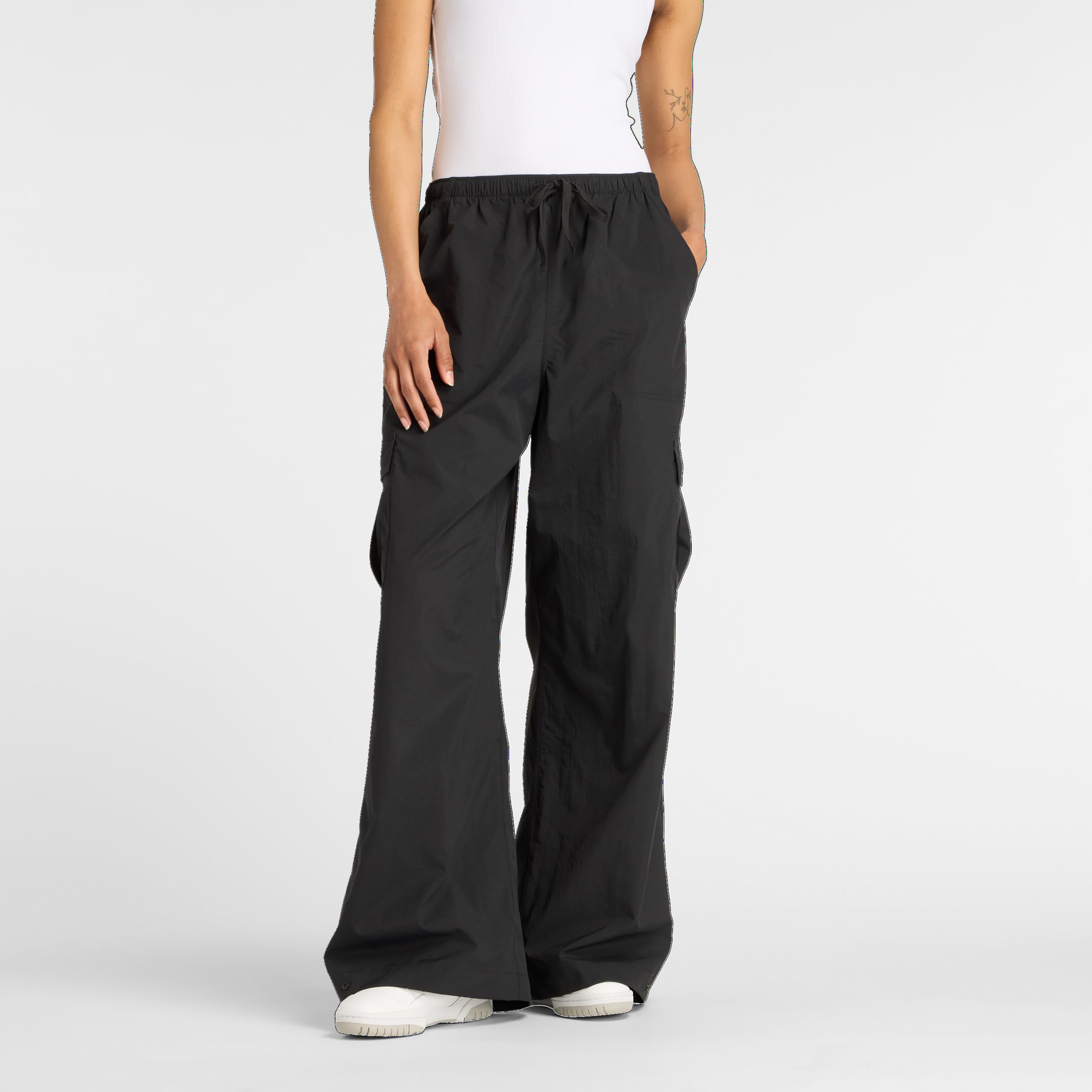 Women's Woven Cargo Pant