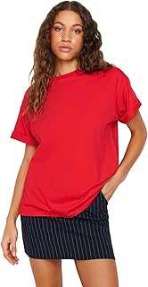 تيشرت منسوج بقصة بوي فريند برقبة دائرية ضيقة من القطن 100% للنساء TWOSS20TS0134 من ترنديول