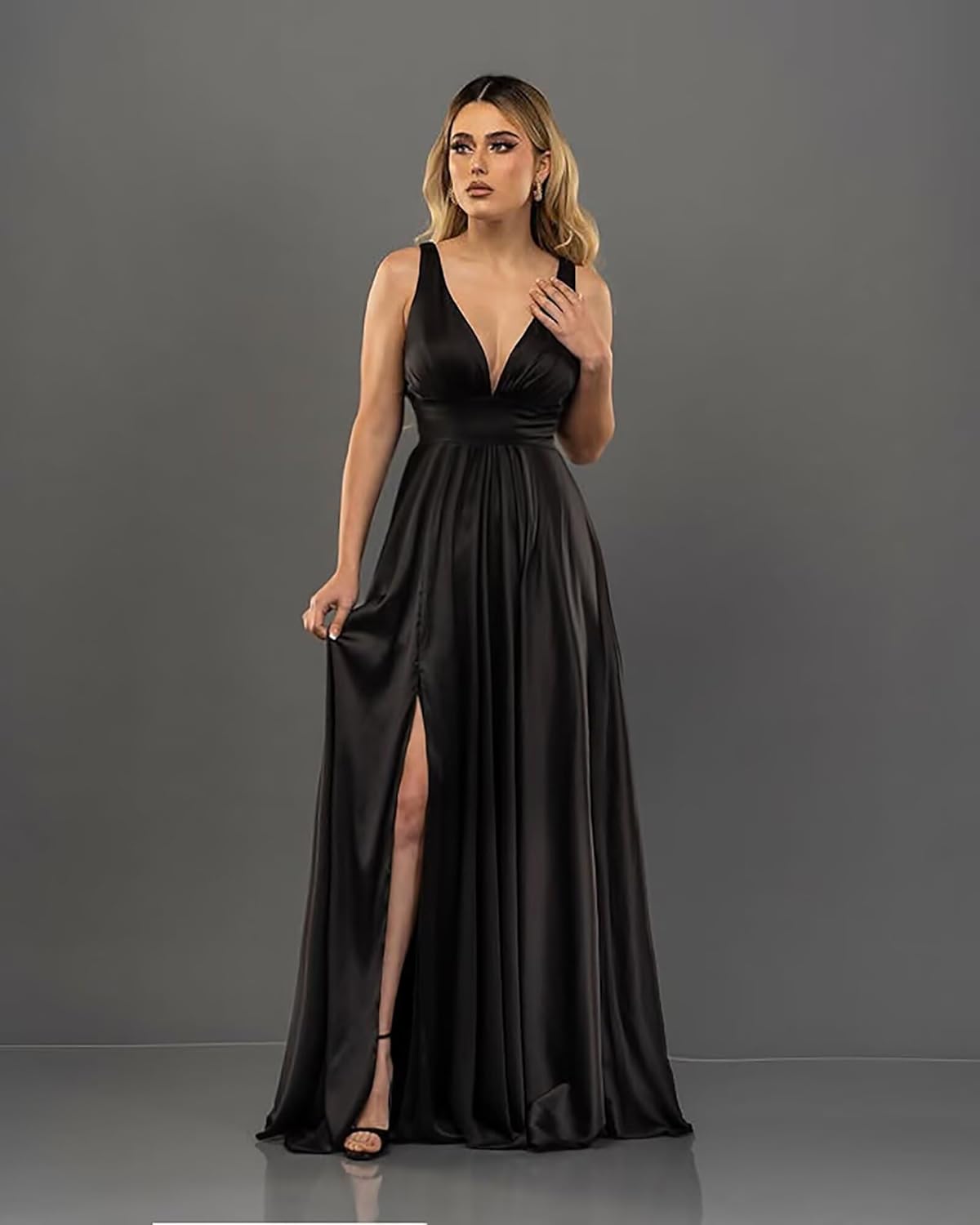 MisShow Women's Elegant V-Neck Long Formal Dress Sleeveless Ruched Cocktail Party Evening Prom Dresses with Slit