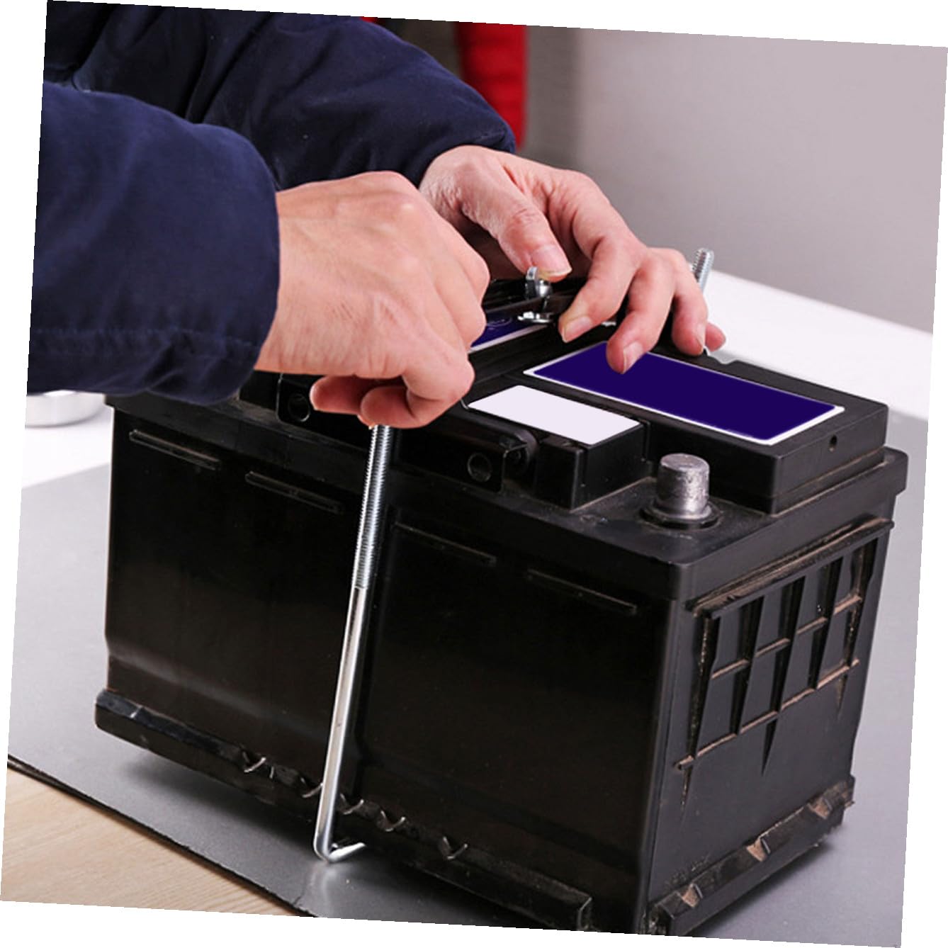 Support Fixation Batterie Voiture Antirouille Kit de Fixation de Batterie Auto et Stable Montage Facile pour Maintien Sécurisé