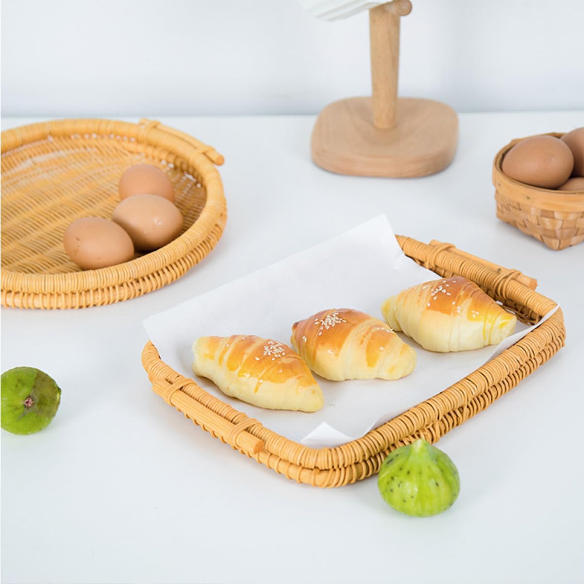 2pcs Rattan Woven Fruit Basket Hand-woven Food Storage Organizer for Bread and Produce Decorative Honey Color Design Rectangle Style for Kitchen Counter and Dining Decor