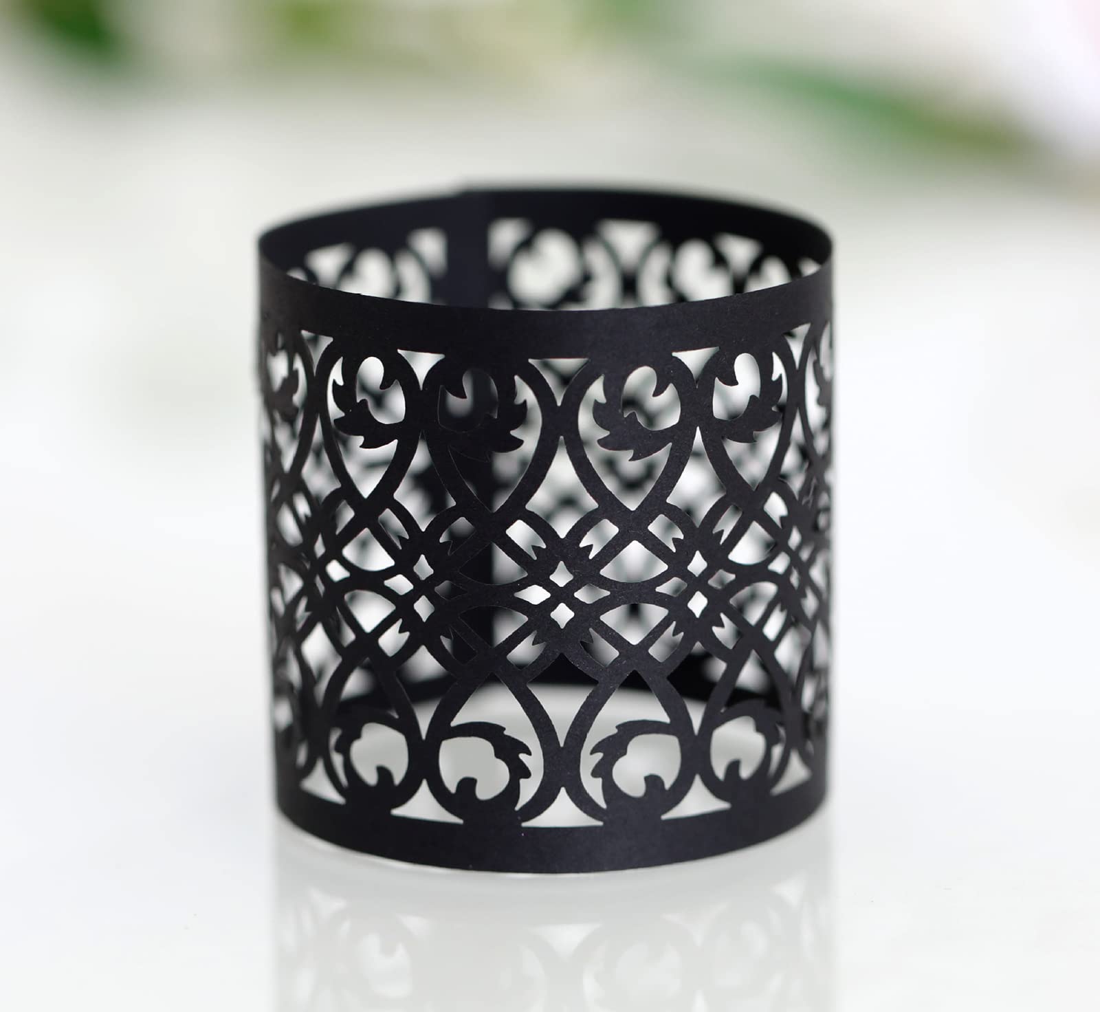 Booluee 100 Pcs Laser Cut Paper Napkin Rings Buckles Hollow Out Napkin Holder for Wedding Party Banquet Christmas Serviette Table Decoration (Black)