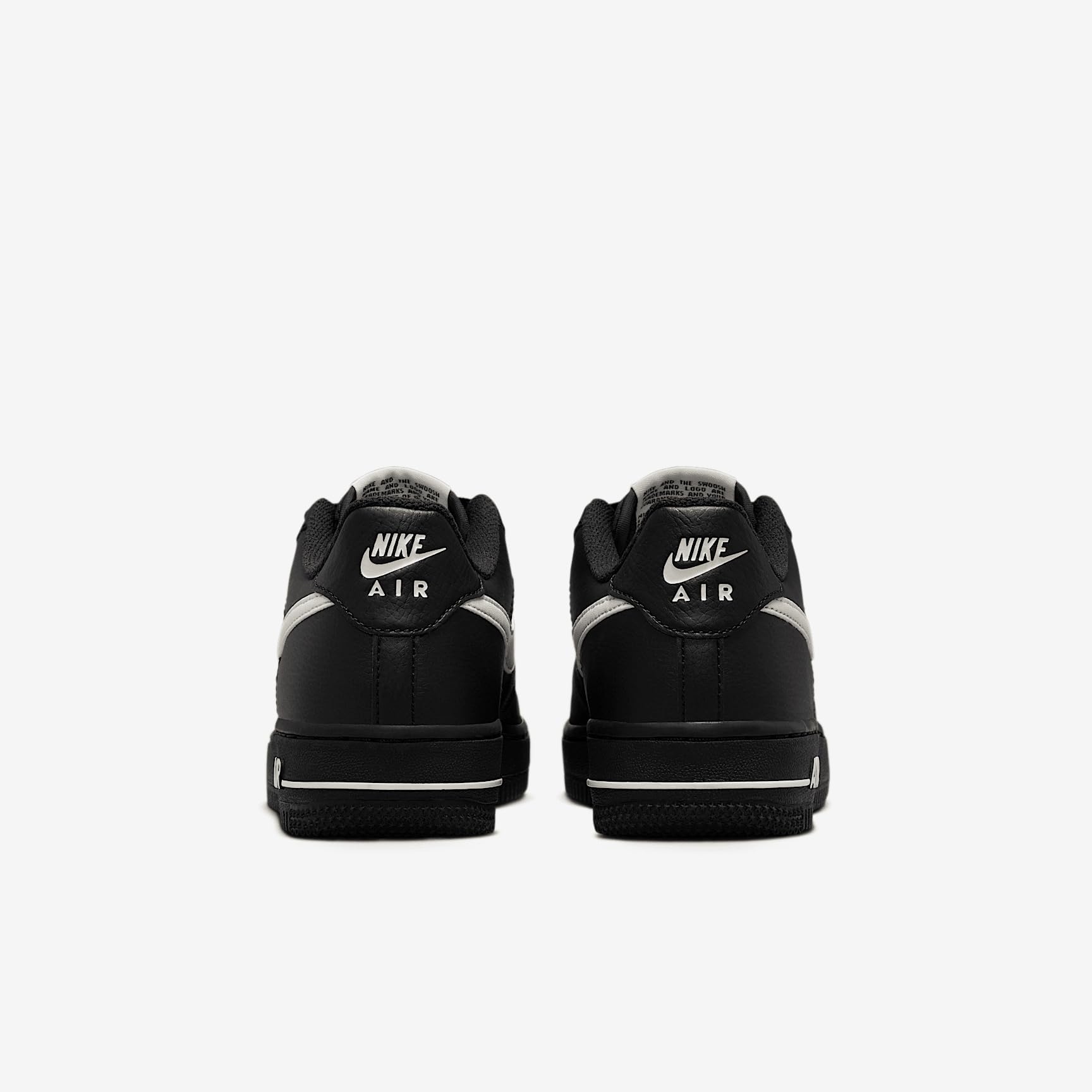 Nike Scarpe Air Force 1 per bambini (ragazzo) (HV6359-001, nero/rosso universitario/fantasma), nero, 7 Big Kid