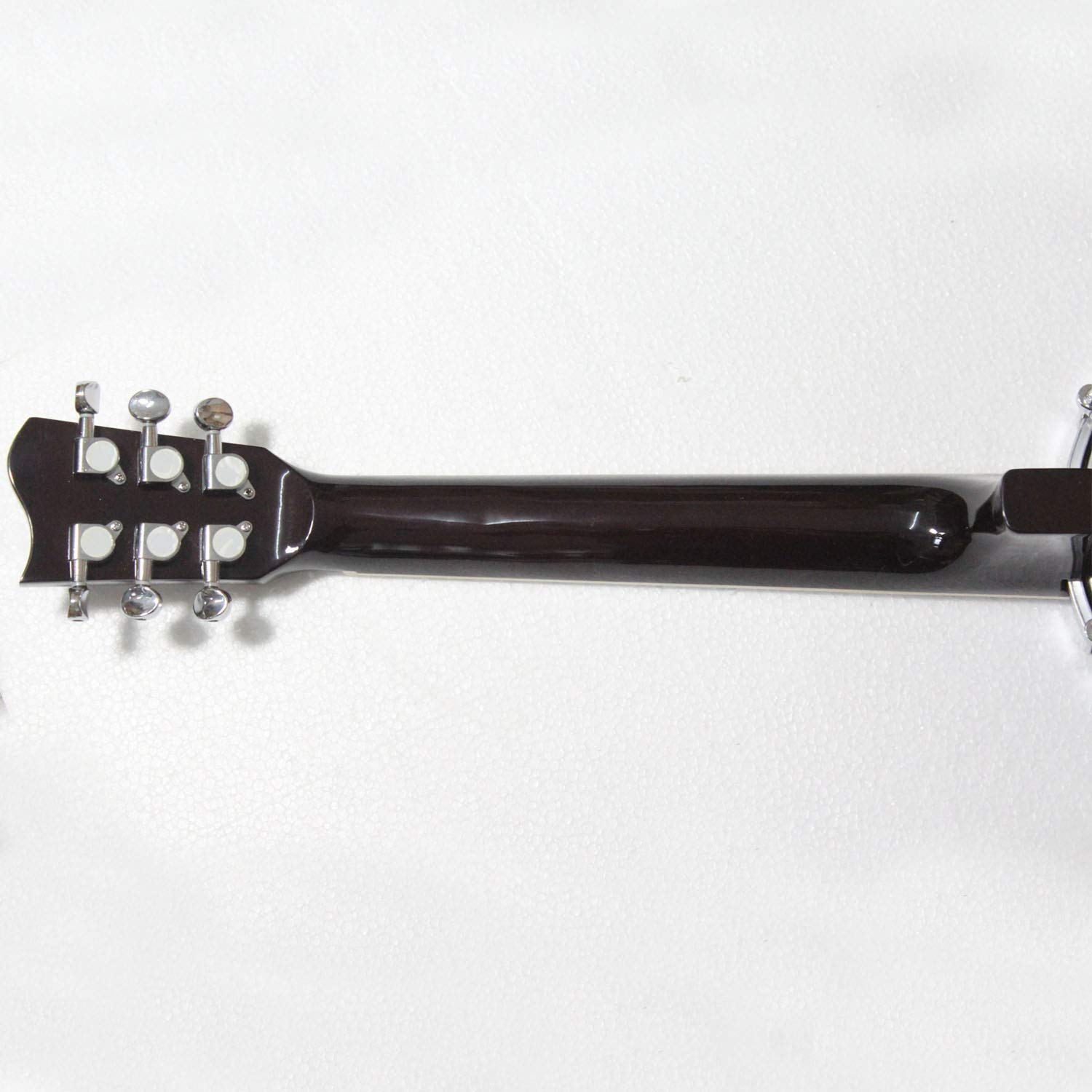 66 cm (26 Zoll) Ukulele Banjo mit 6 Saiten aus Sapel-Sperrholz